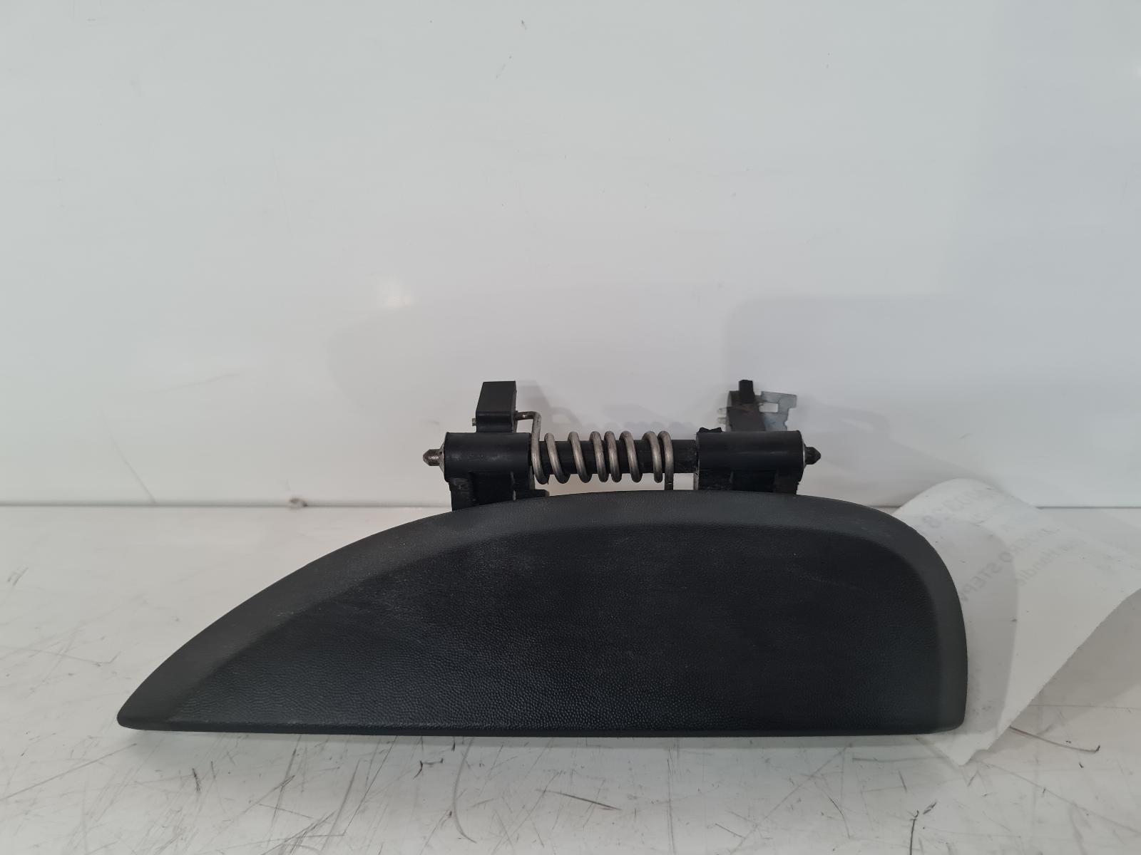 View Auto part Door Handle Dacia Sandero Stepway 2016