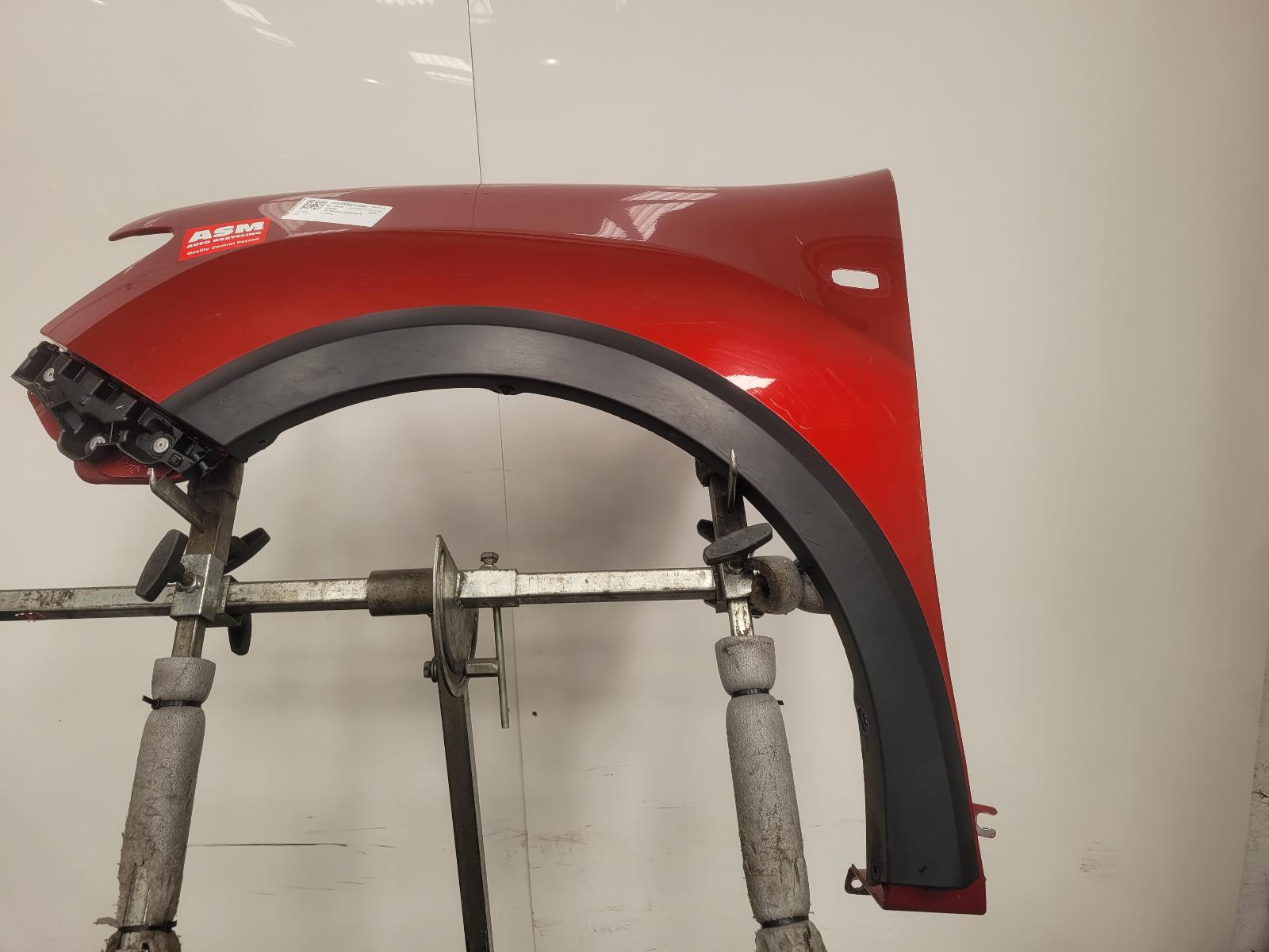 View Auto part L Wing Dacia Sandero Stepway 2016