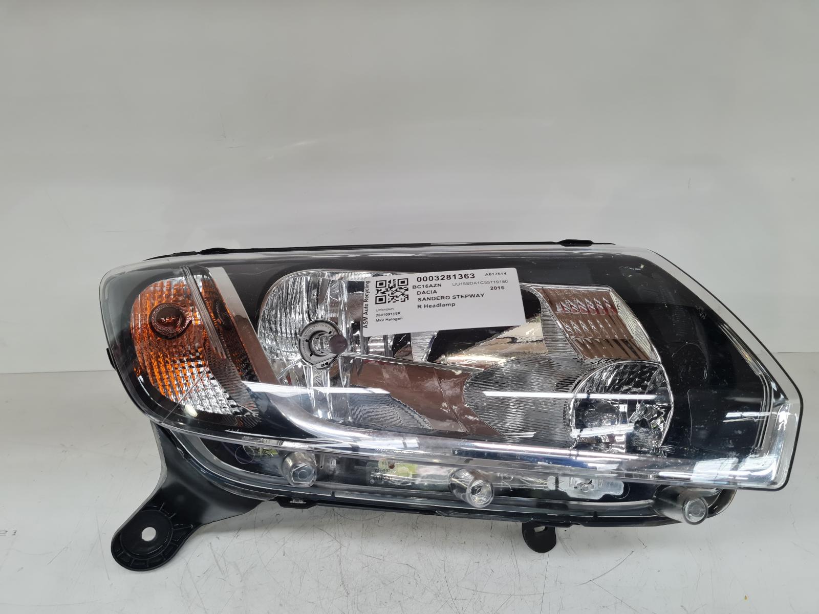 View Auto part R Headlamp Dacia Sandero Stepway 2016