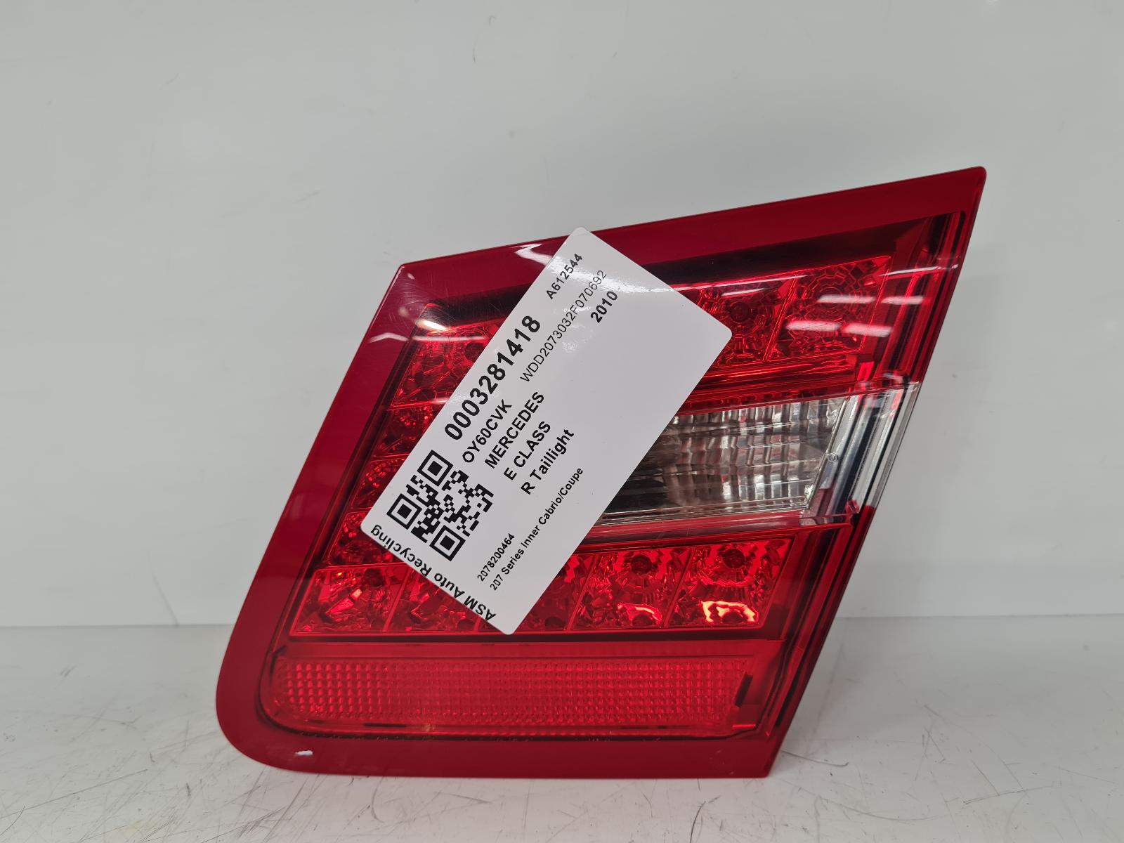 View Auto part R Taillight Mercedes E Class 2010