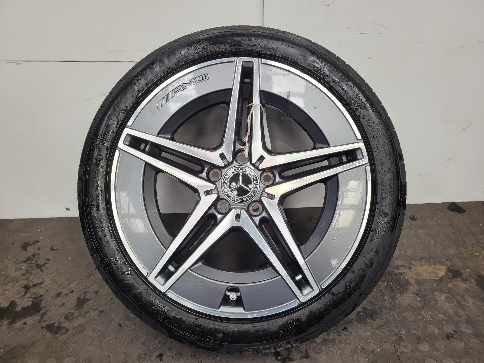 View Auto part Wheel Mercedes C Class 2024