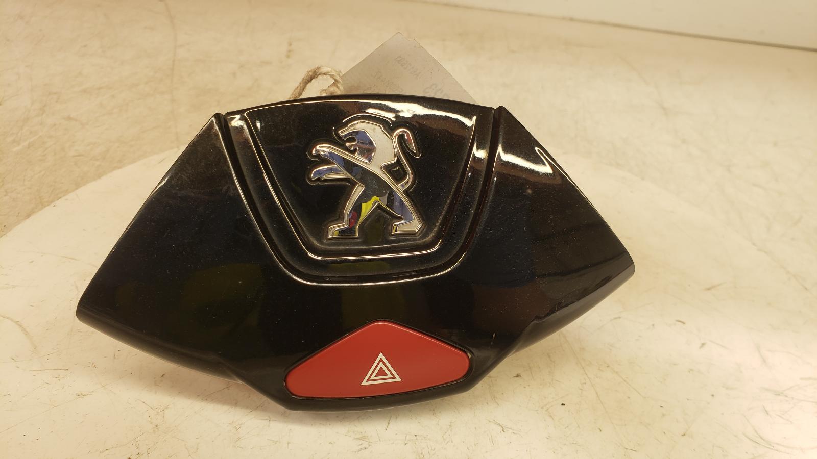 View Auto part Misc Switch Peugeot Metropolis 2013