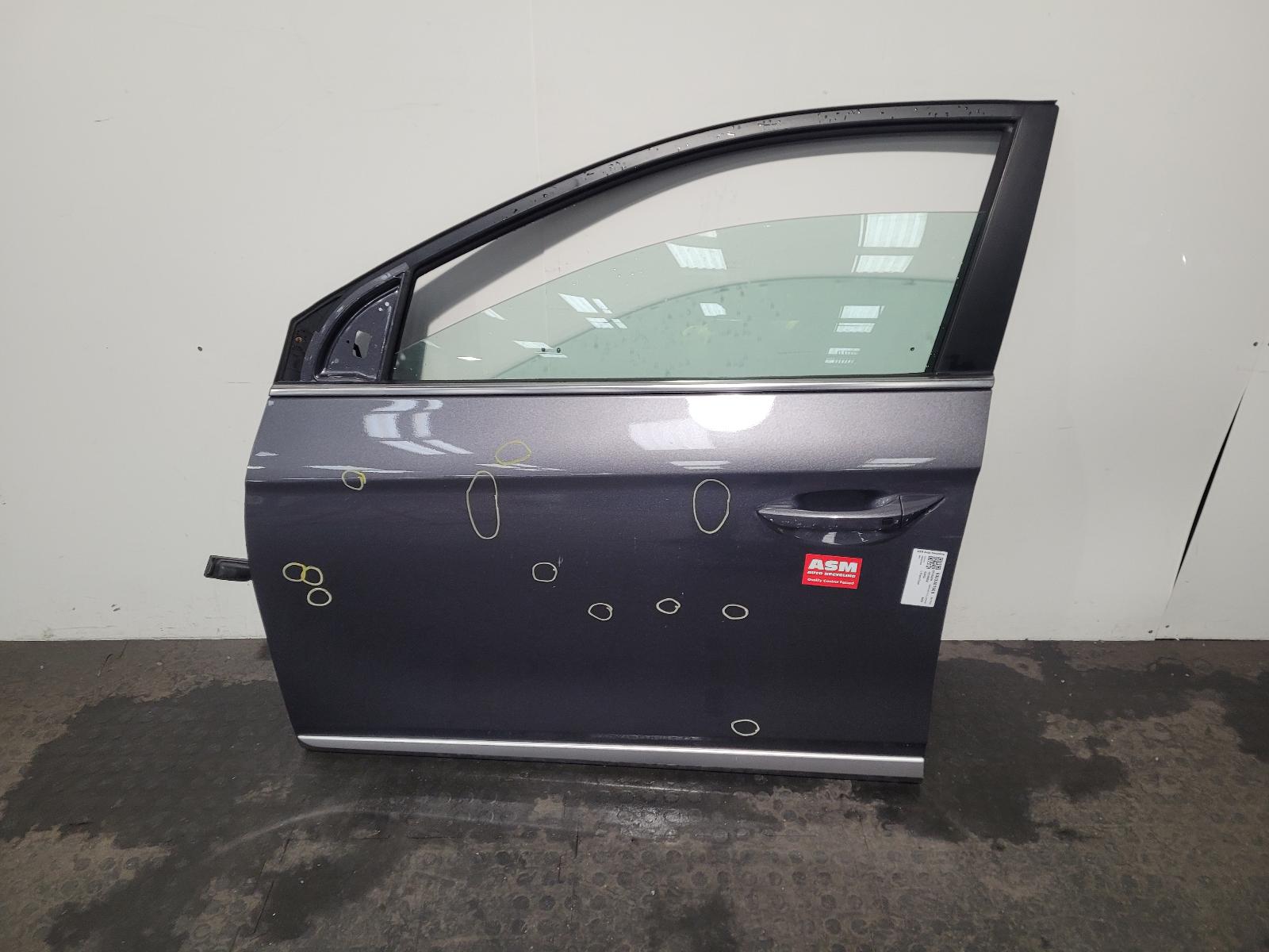 View Auto part L Front Door Hyundai Ioniq 2020