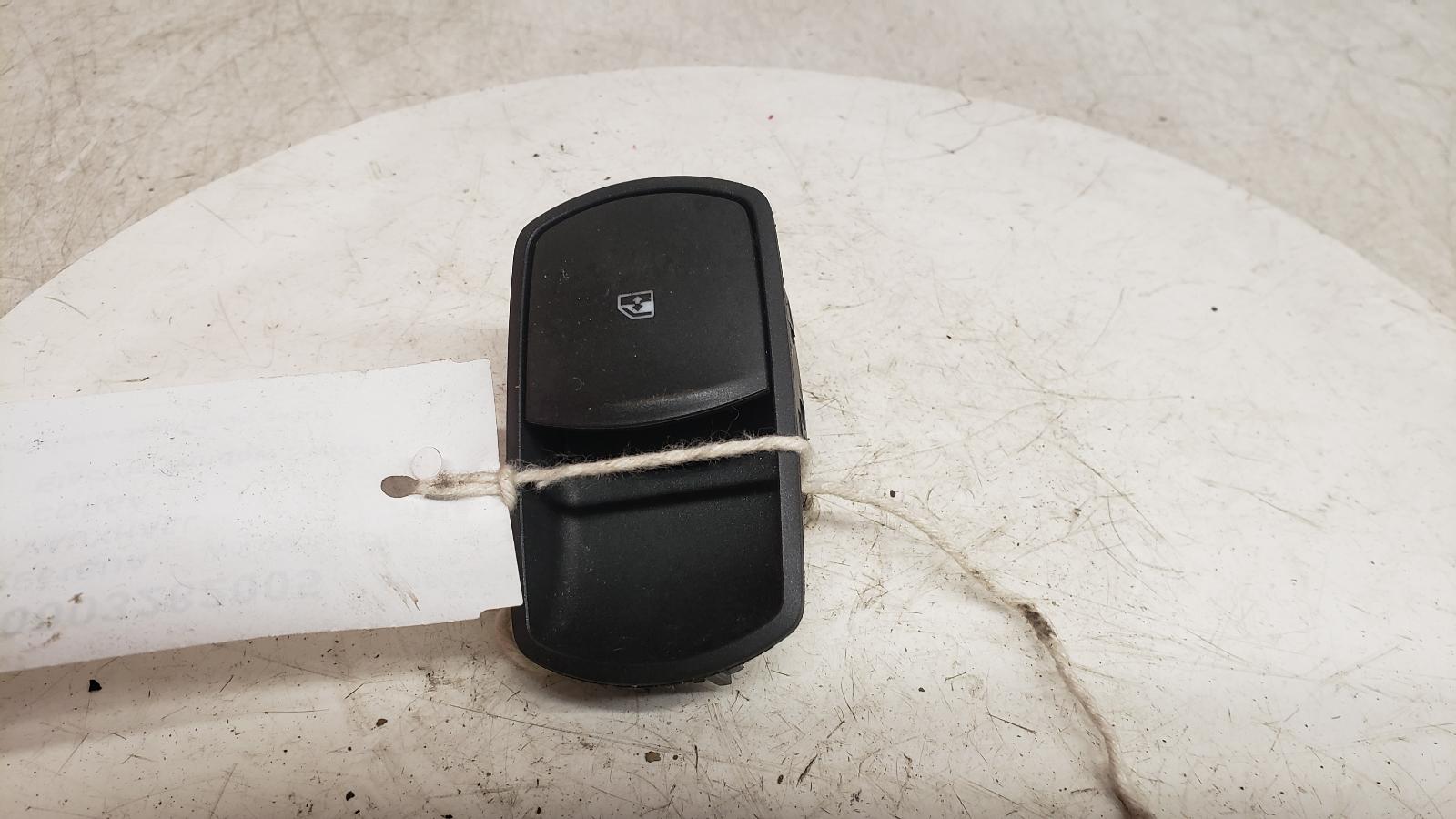 View Auto part Elect. Window Switch Vauxhall Corsa 2011