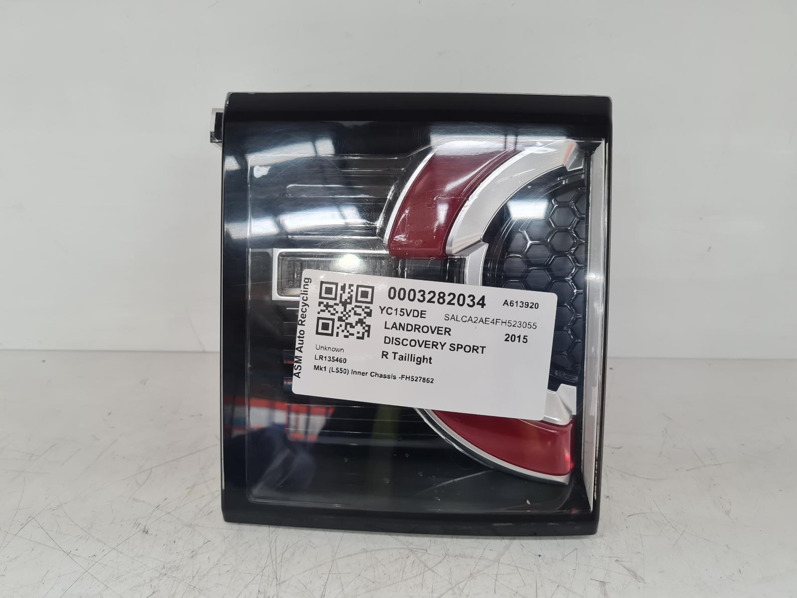 View Auto part R Taillight Land Rover Discovery Sport 2015