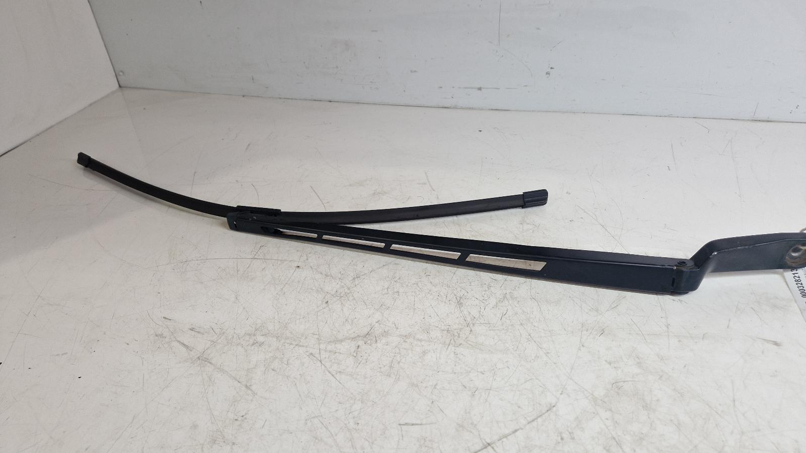 View Auto part Wiper Arm Audi Q7 2006