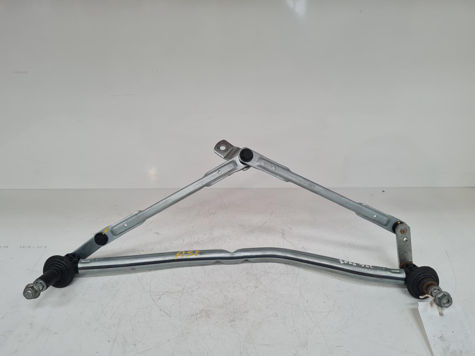 View Auto part Wiper Linkage Bmw X3 2010
