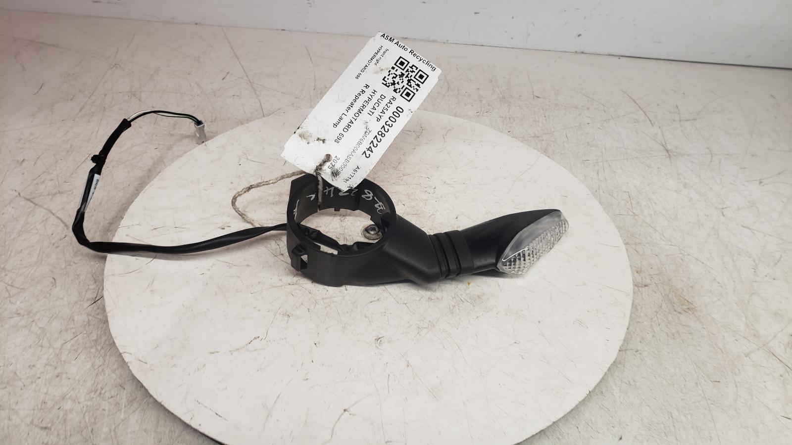 View Auto part R Repeater Lamp Ducati Hypermotard 698 2025
