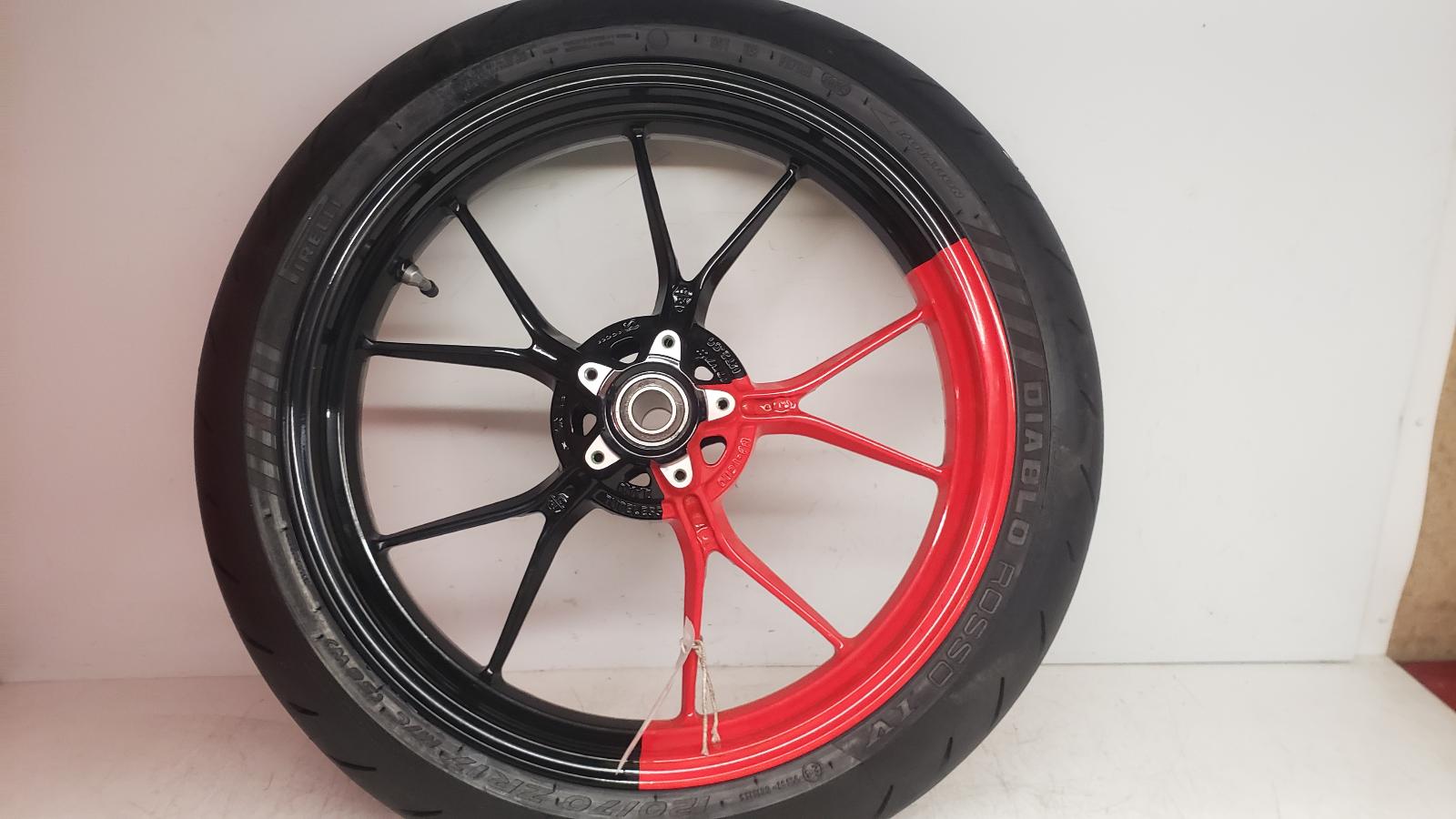 View Auto part Wheel Ducati Hypermotard 698 2025