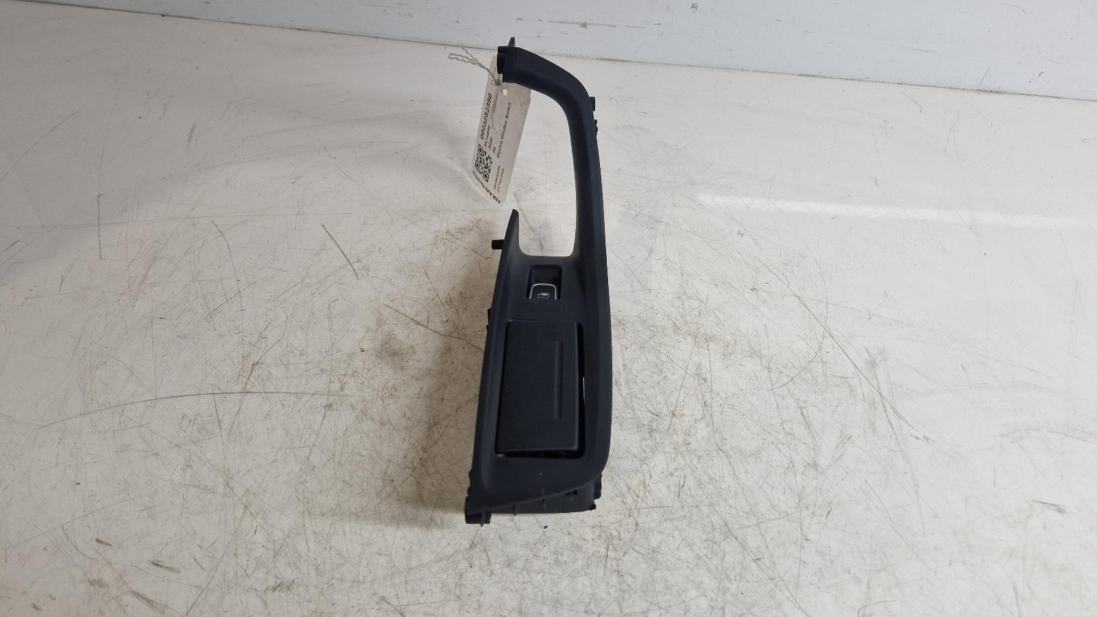 View Auto part Elect. Window Switch Audi A6 2014