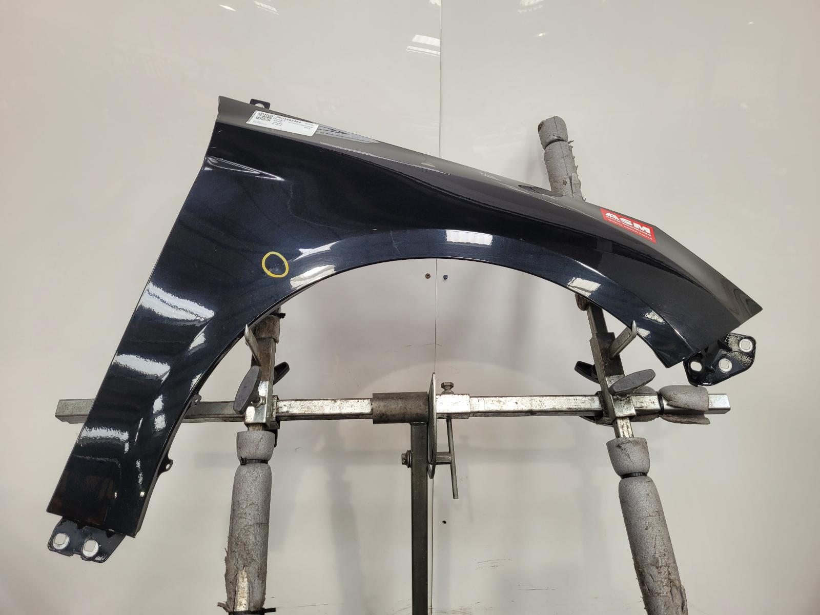 View Auto part R Wing Ford Focus 2013