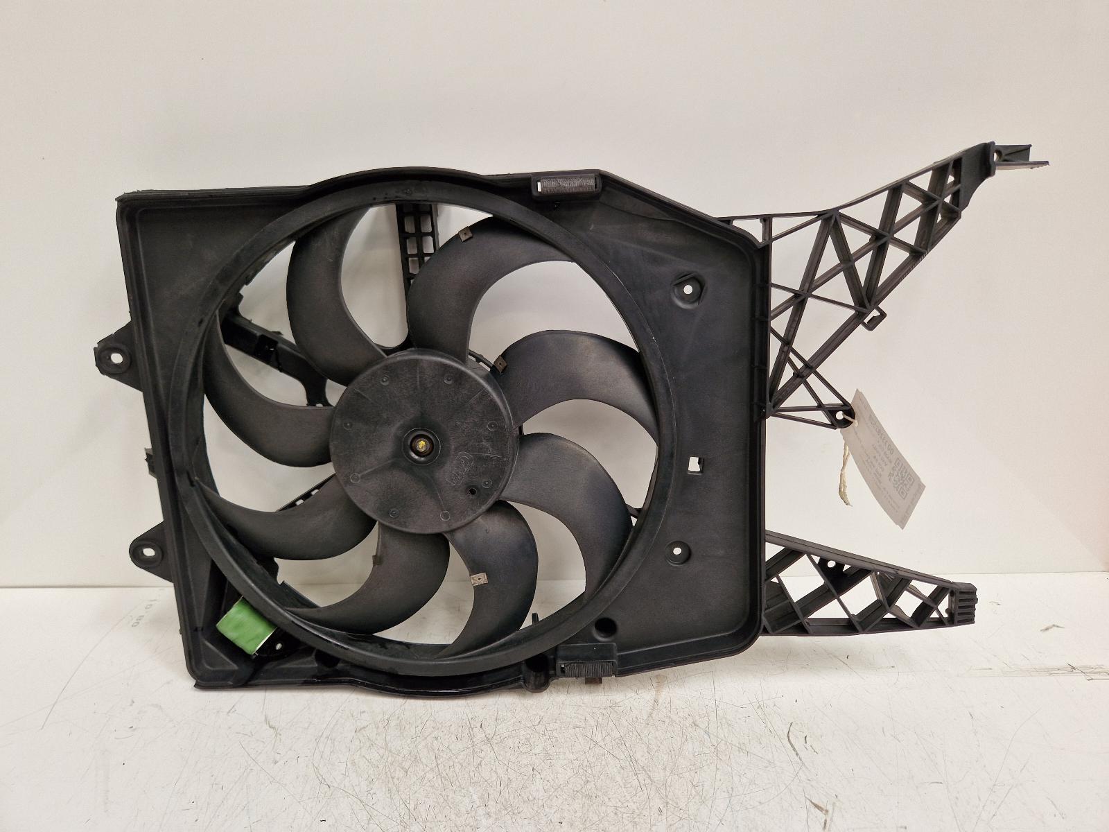 View Auto part Engine Cooling Motor Vauxhall Corsa 2009