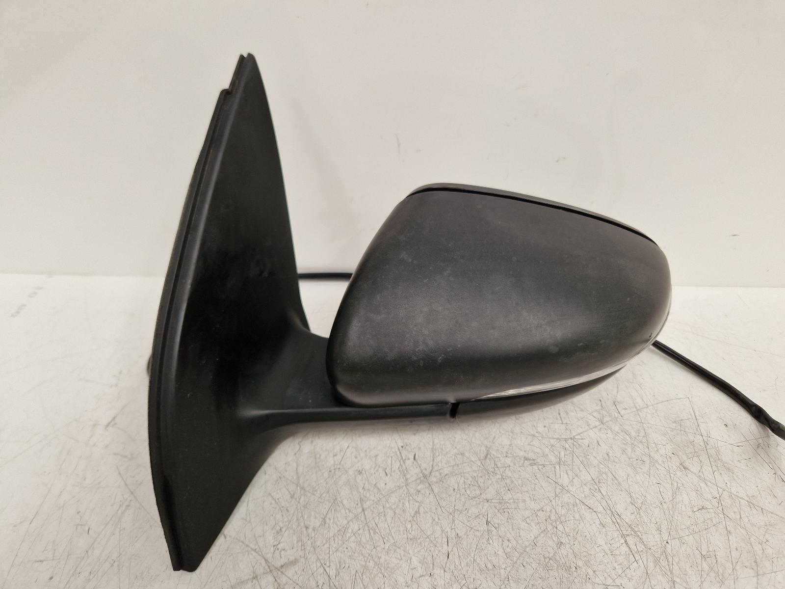 View Auto part L Door Mirror Volkswagen Golf 2010
