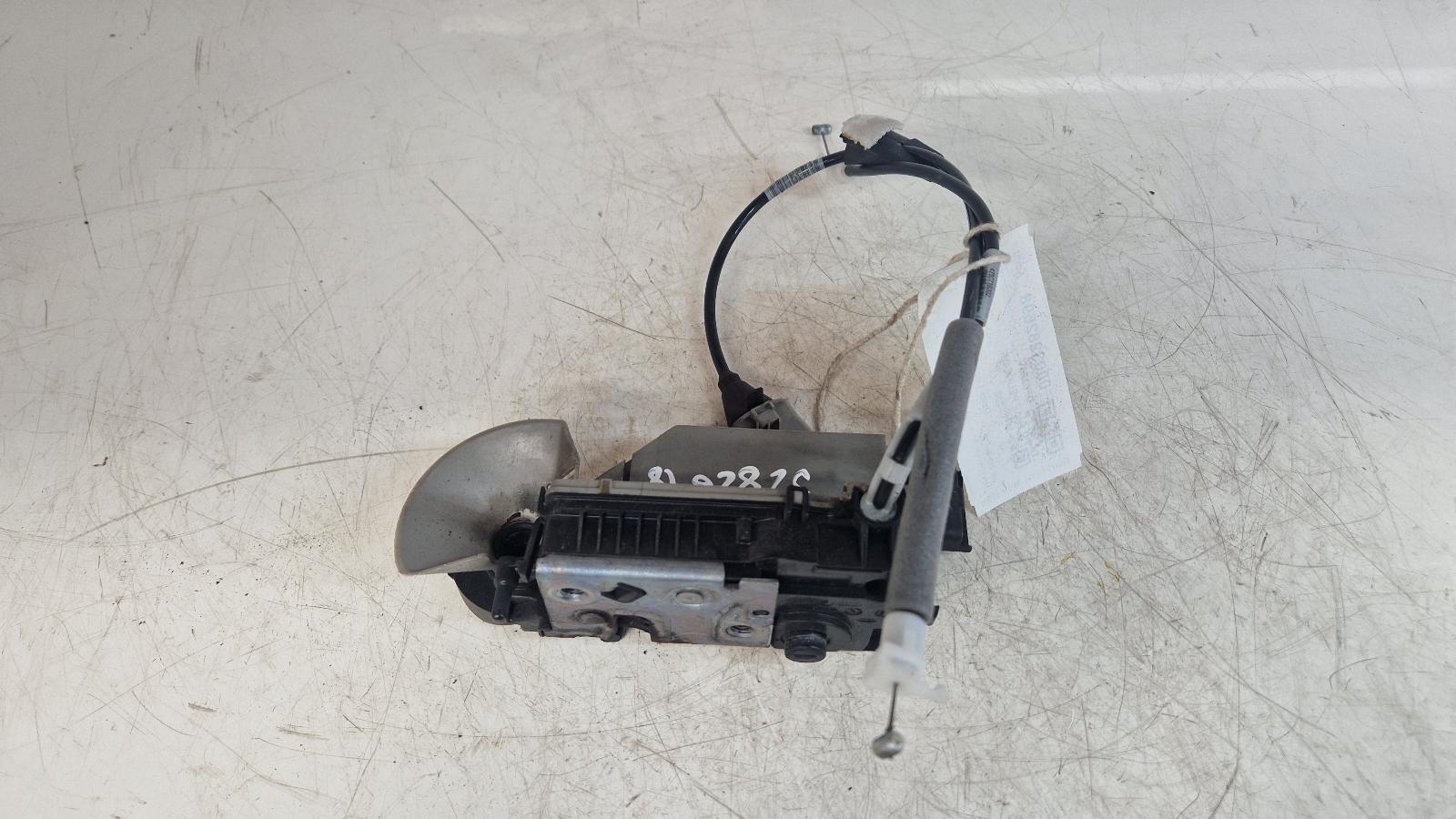 View Auto part Door Lock Assembly Peugeot 208 2013