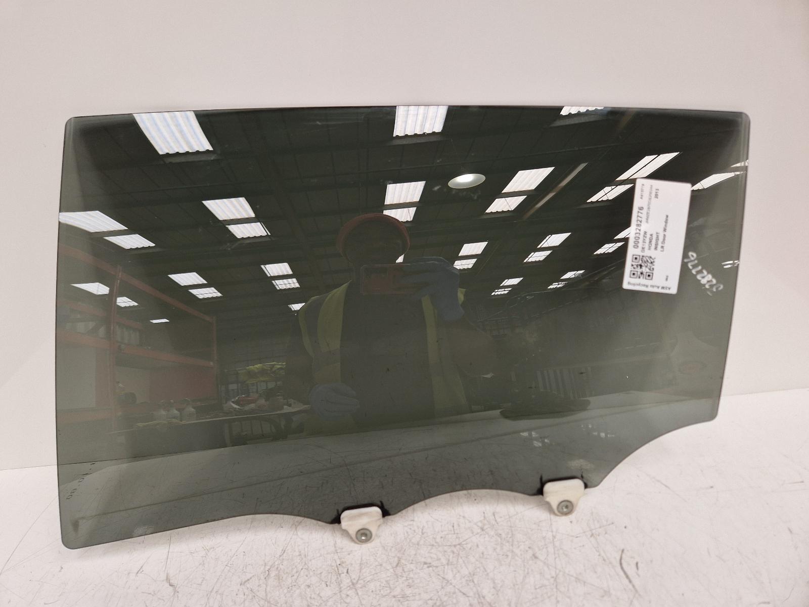 View Auto part LR Door Window Honda Insight 2013