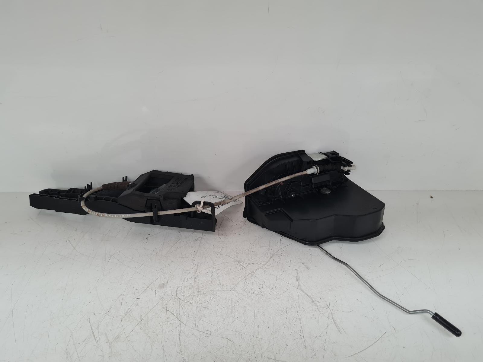 View Auto part Door Lock Assembly Bmw 1 Series 2013