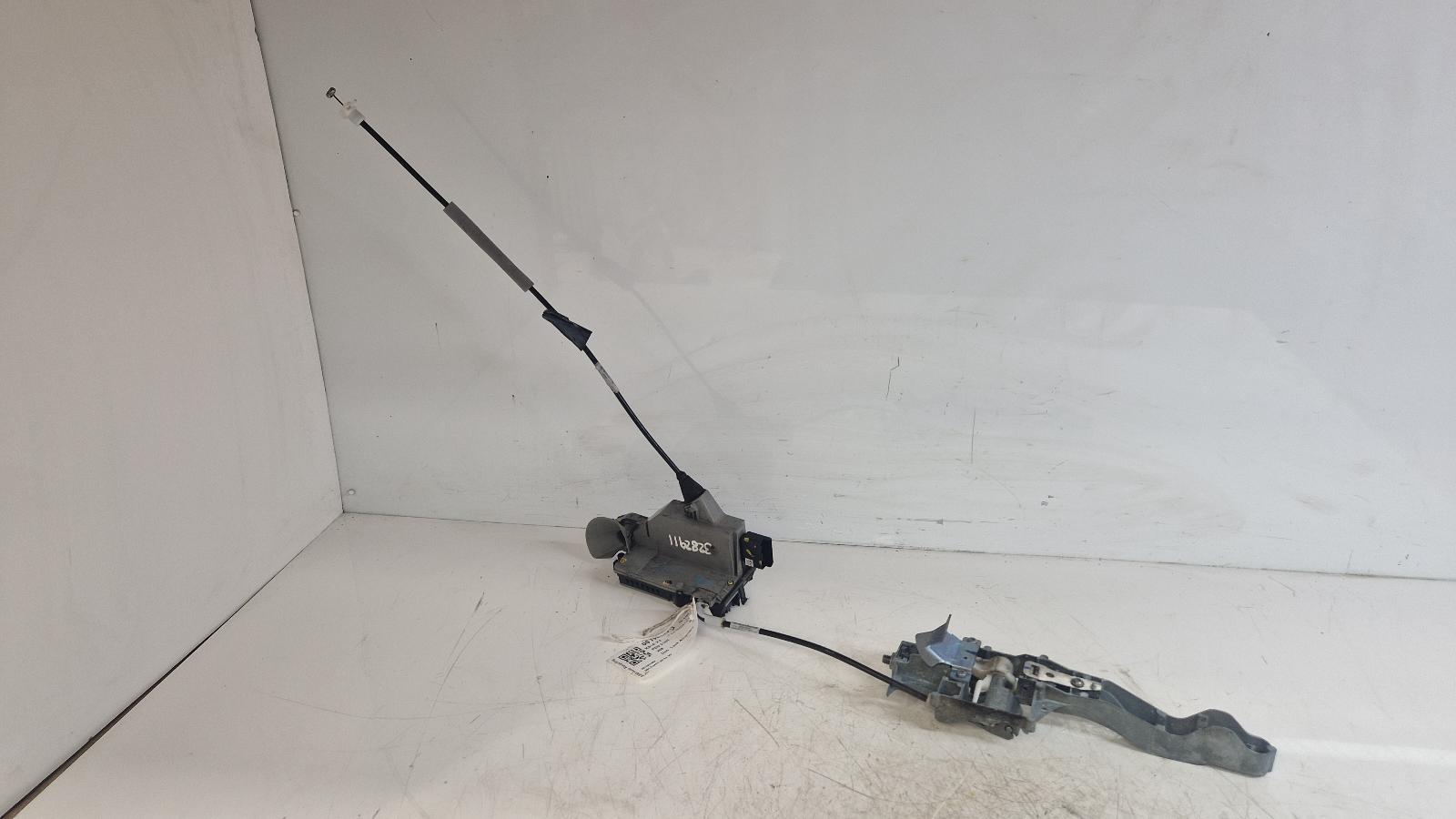View Auto part Door Lock Assembly Peugeot 208 2014