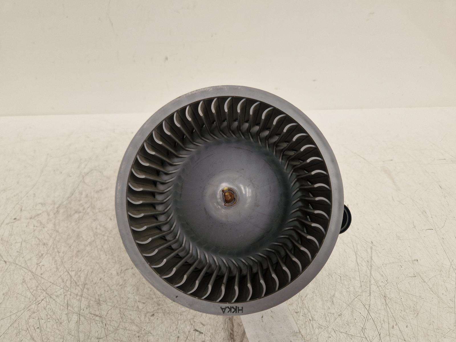 View Auto part Heater Motor/Assembly Kia Sportage 2013