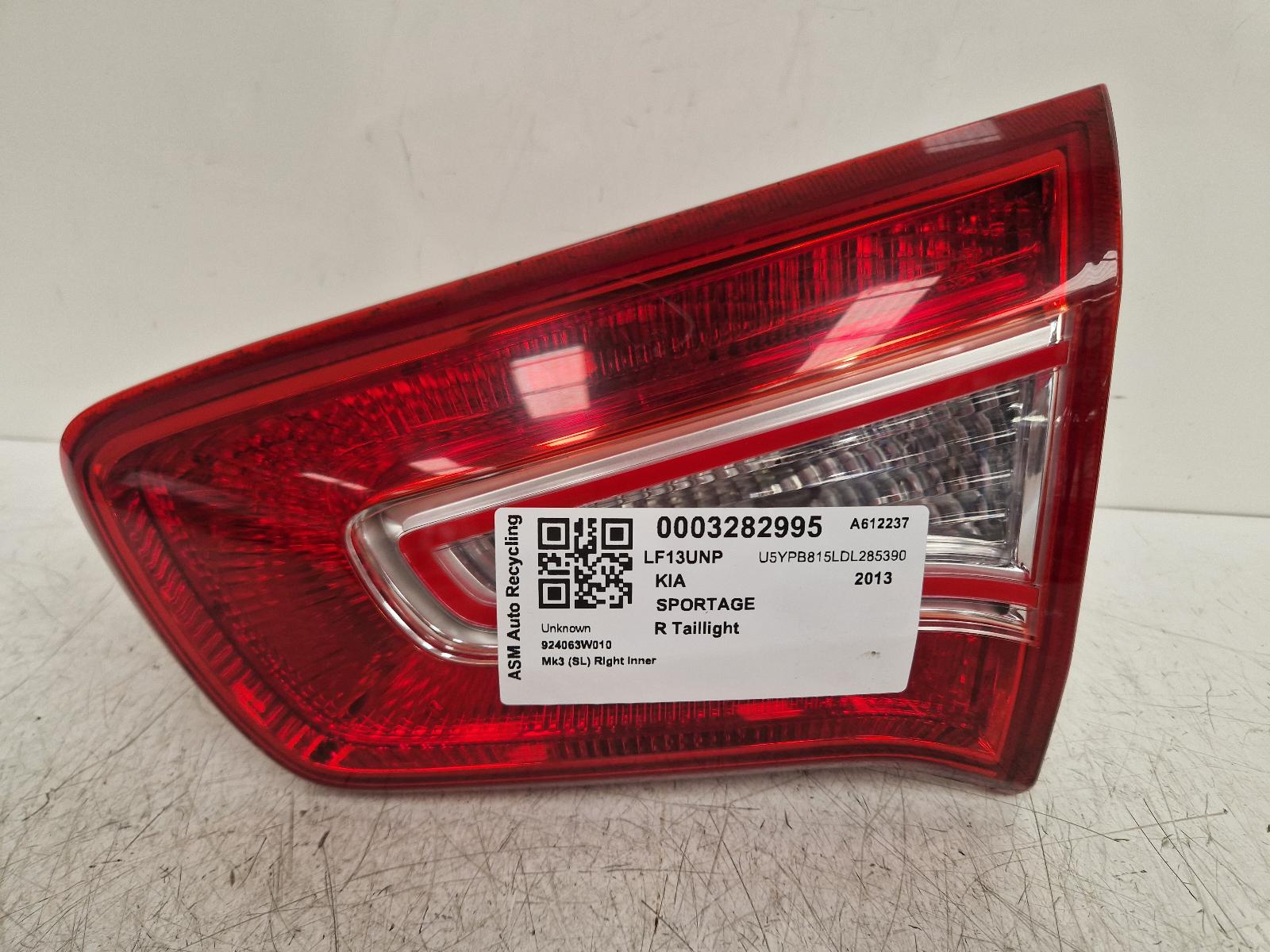 View Auto part R Taillight Kia Sportage 2013