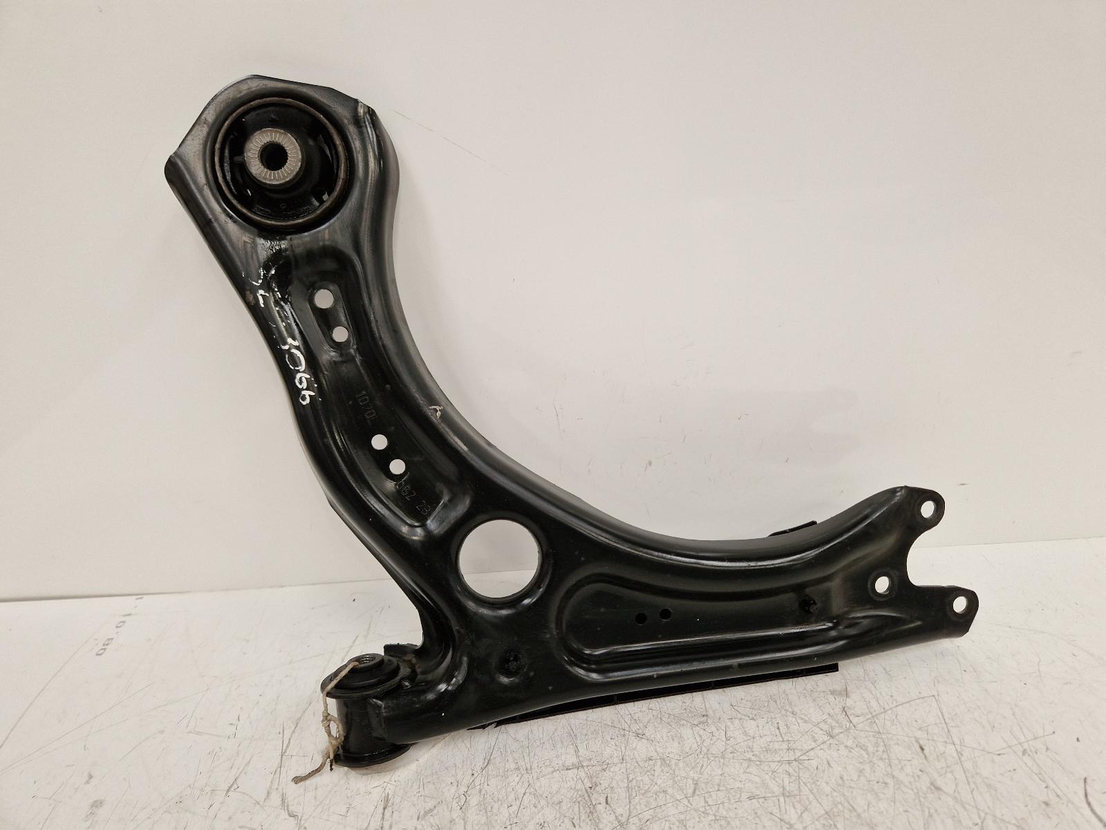 View Auto part LF Lower Control Arm Audi A1 2020
