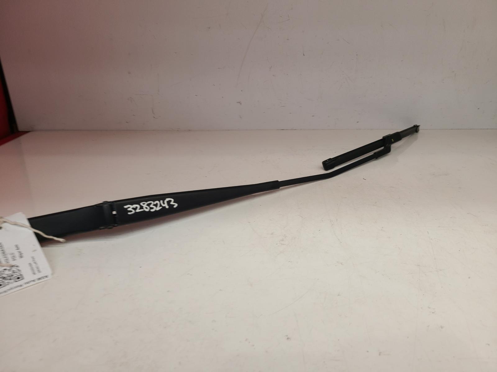 View Auto part Wiper Arm Volkswagen Polo 2012