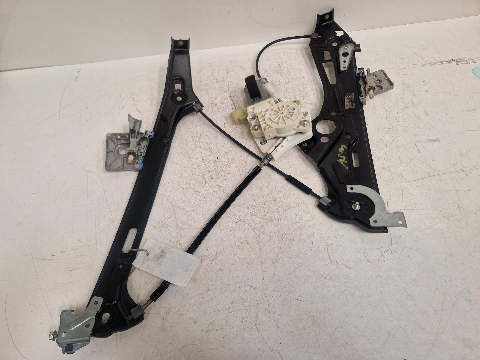 View Auto part RF Window Regulator Mercedes Cls Class 2005