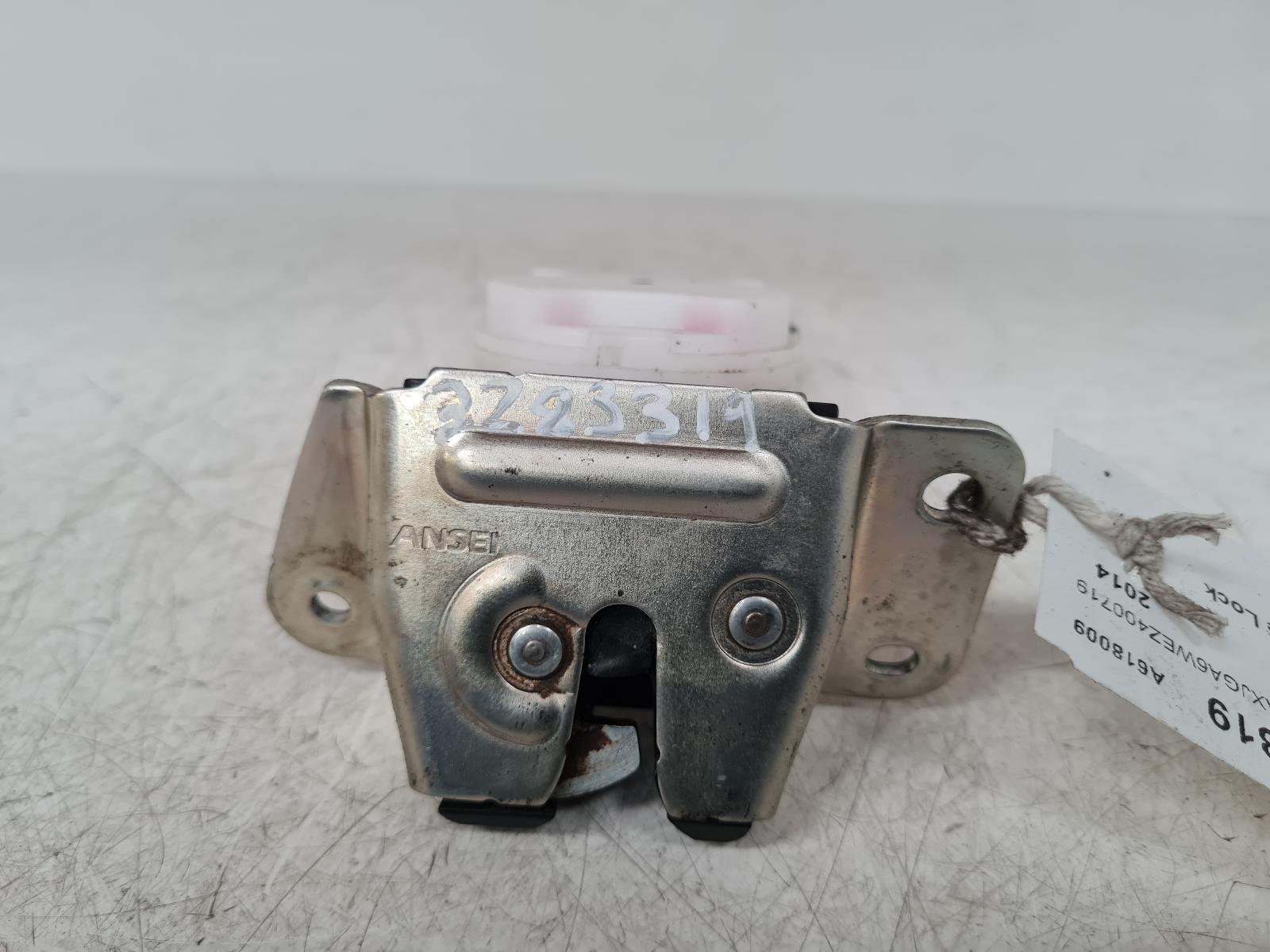 View Auto part Bootlid/Tailgate Lock Mitsubishi Asx 2014