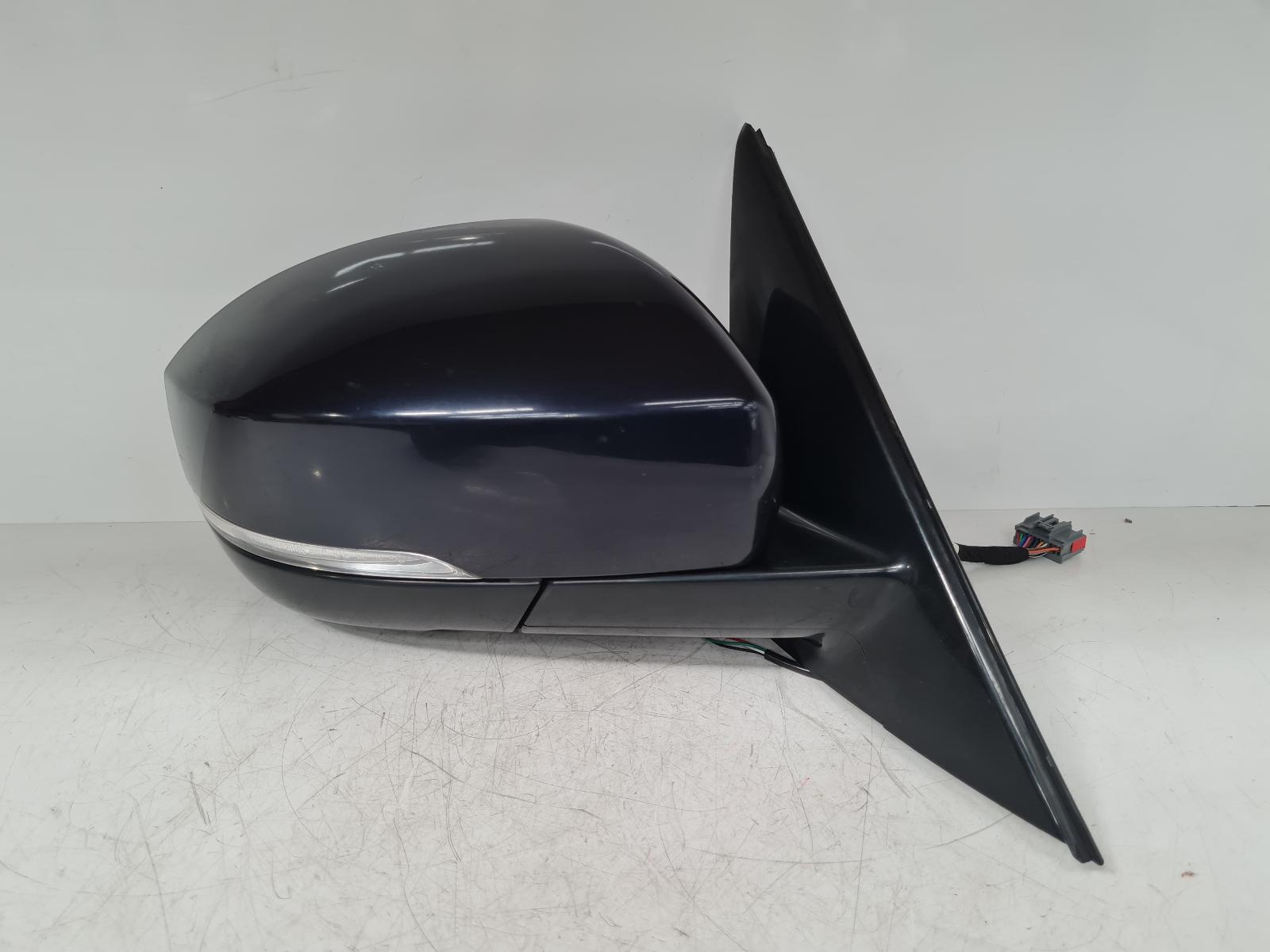 View Auto part R Door Mirror Land Rover Range Rover 2017