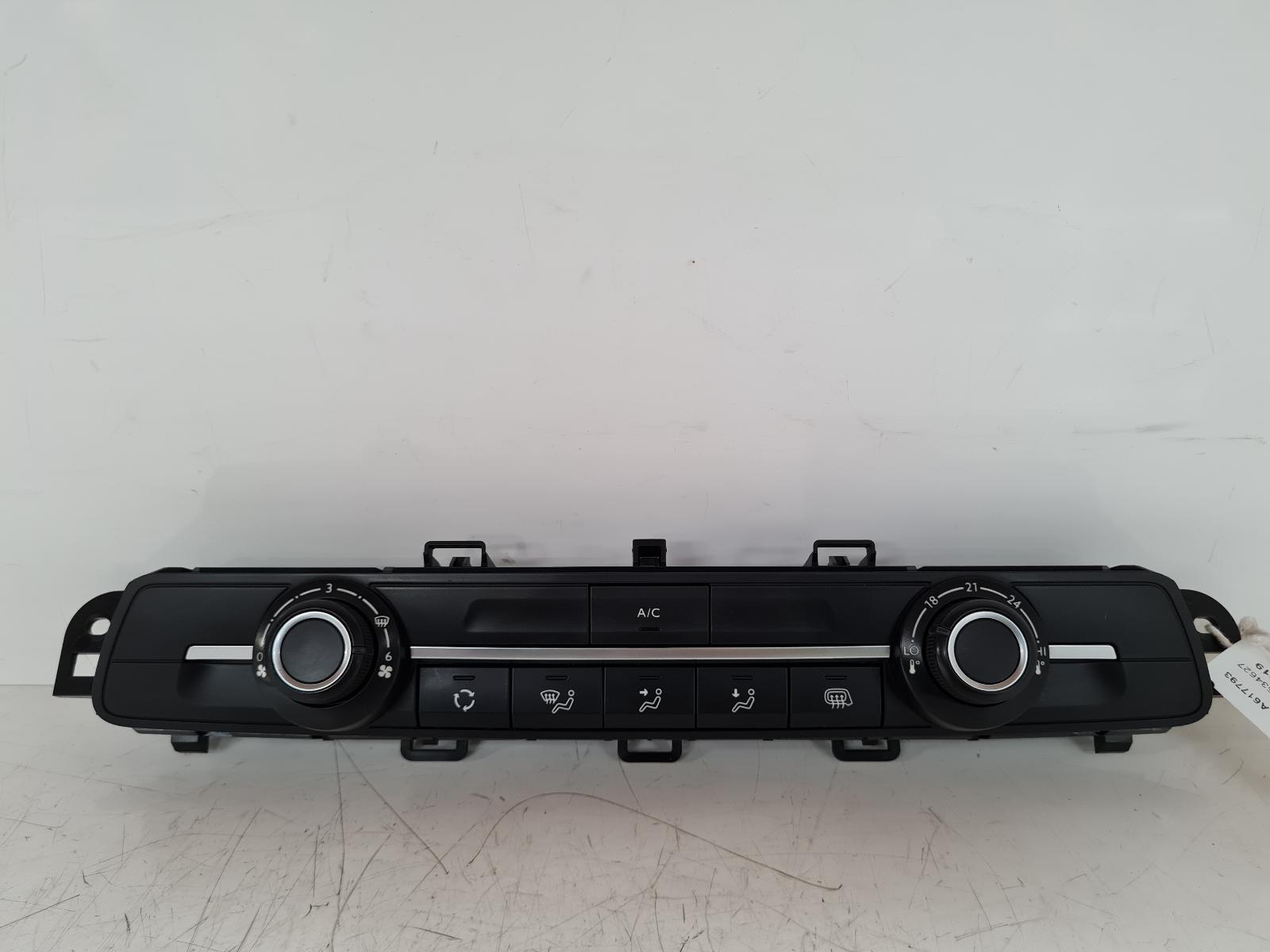 View Auto part Heater/AC Controller Vauxhall Combo 2019