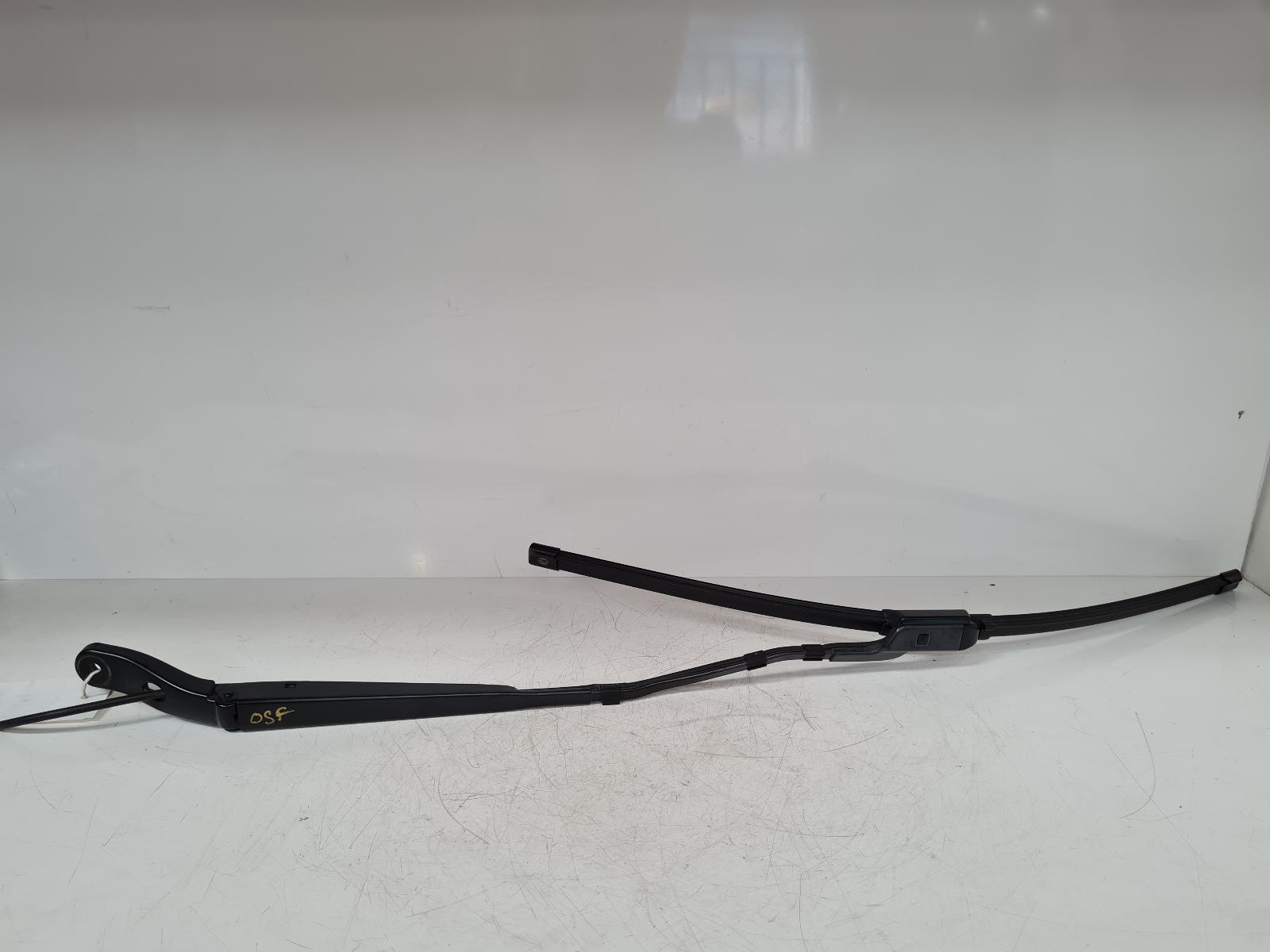 View Auto part Wiper Arm Vauxhall Combo 2019