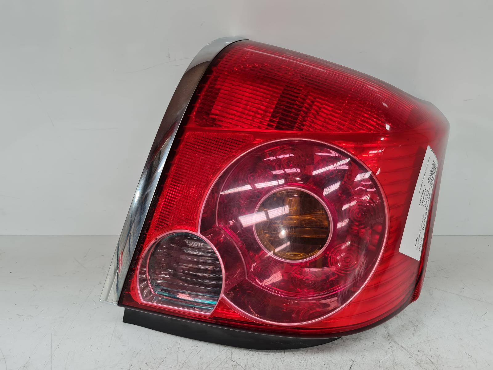 View Auto part L Taillight Toyota Avensis 2003