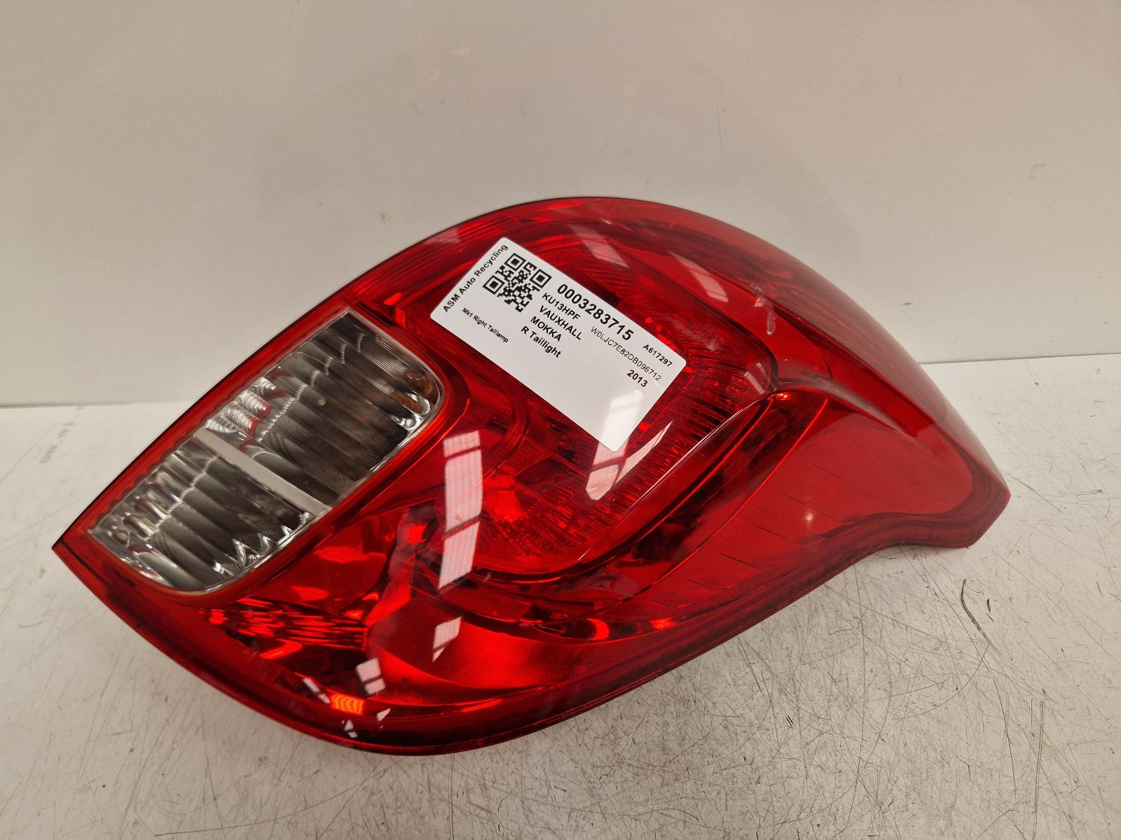 View Auto part R Taillight Vauxhall Mokka 2013