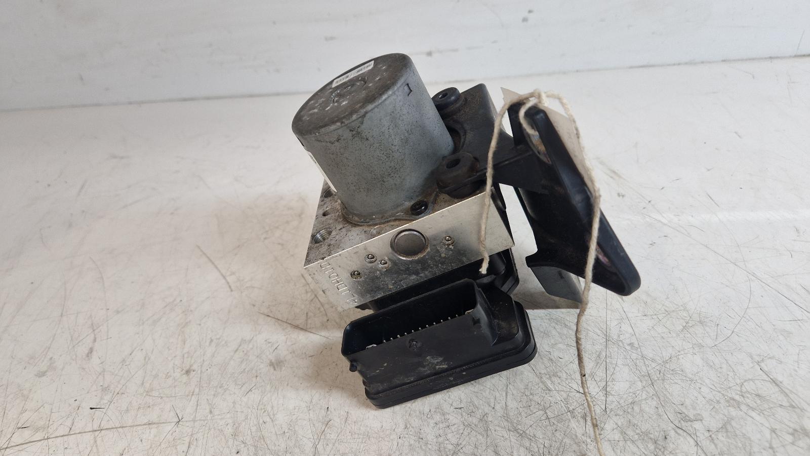 View Auto part ABS Pump/Modulator Vauxhall Mokka 2013