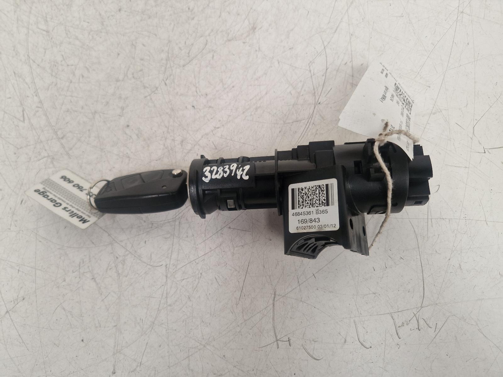 View Auto part Ignition W/Key Fiat Panda 2012