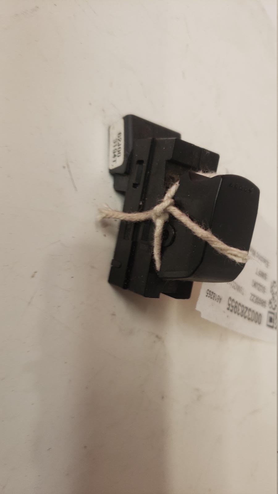 View Auto part Elect. Window Switch Suzuki Swift 2005