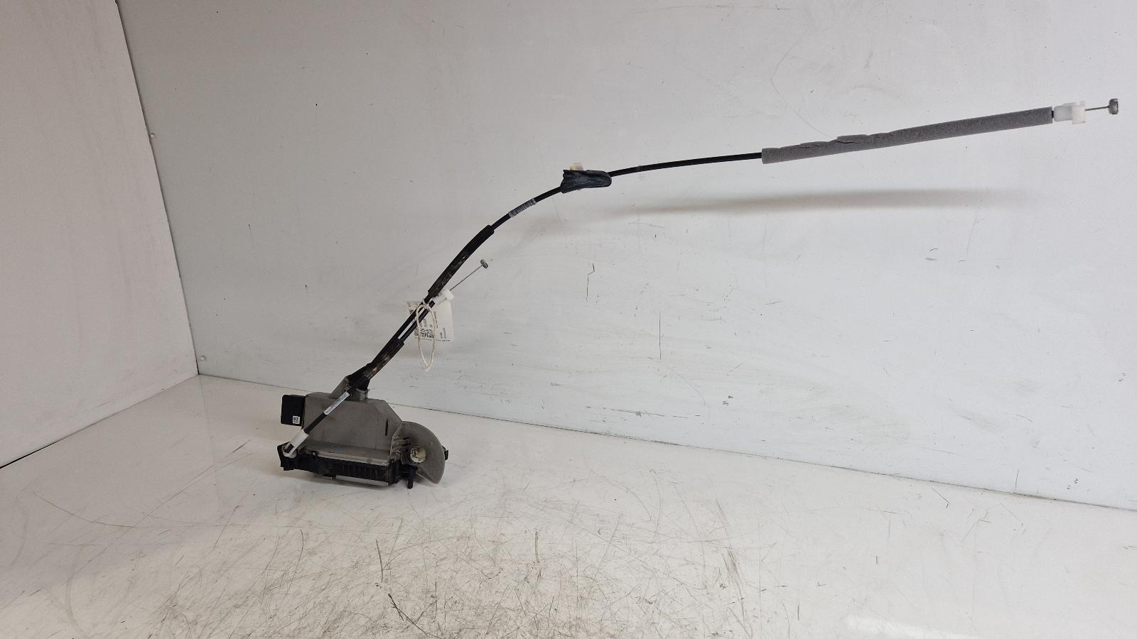 View Auto part Door Lock Assembly Peugeot 208 2014