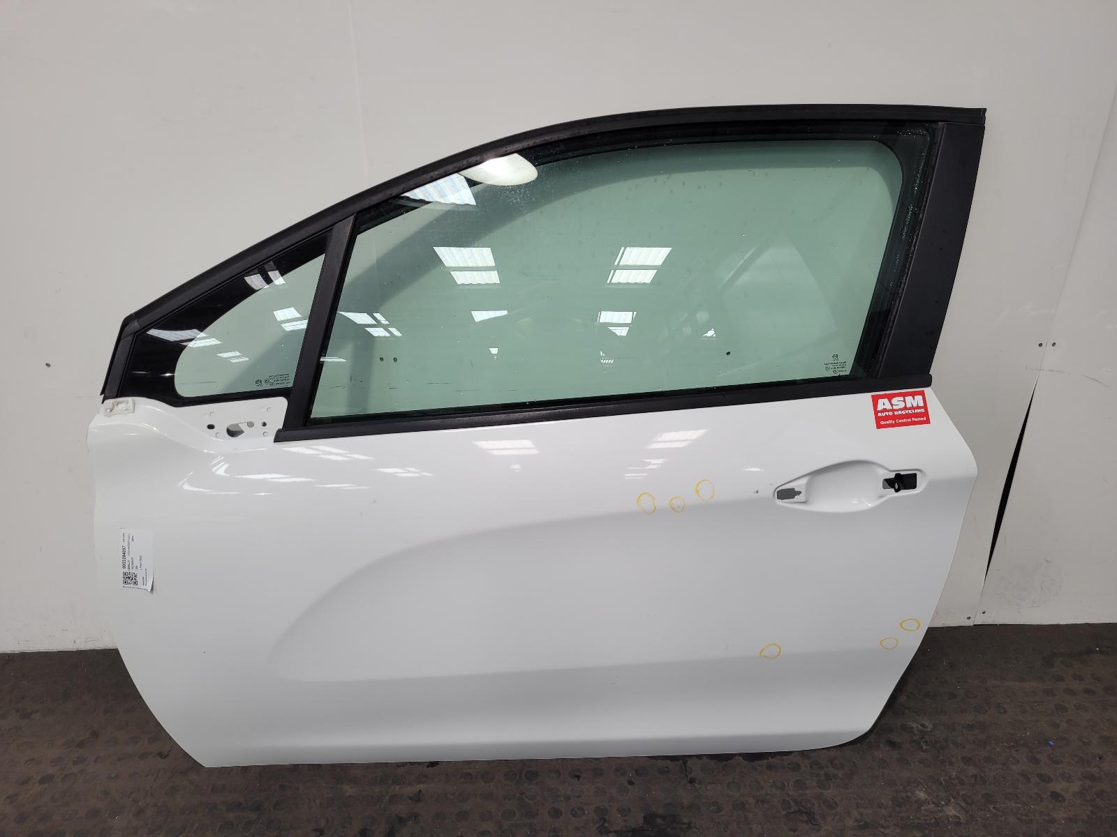 View Auto part L Front Door Peugeot 208 2014