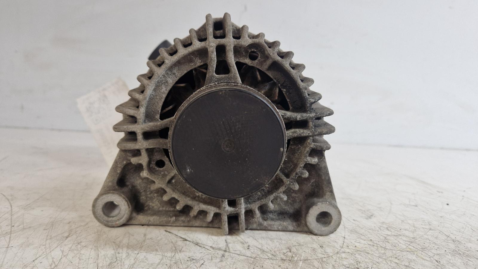 View Auto part Alternator Peugeot 208 2014