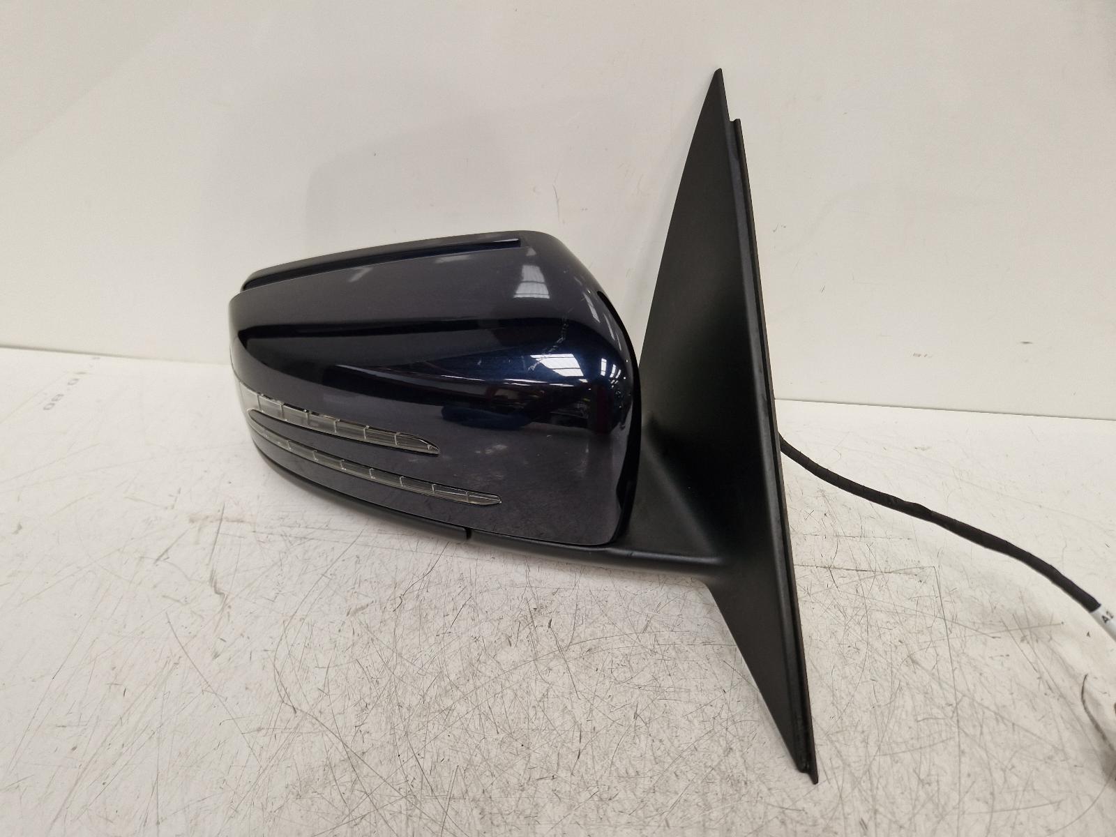 View Auto part R Door Mirror Mercedes C Class 2011