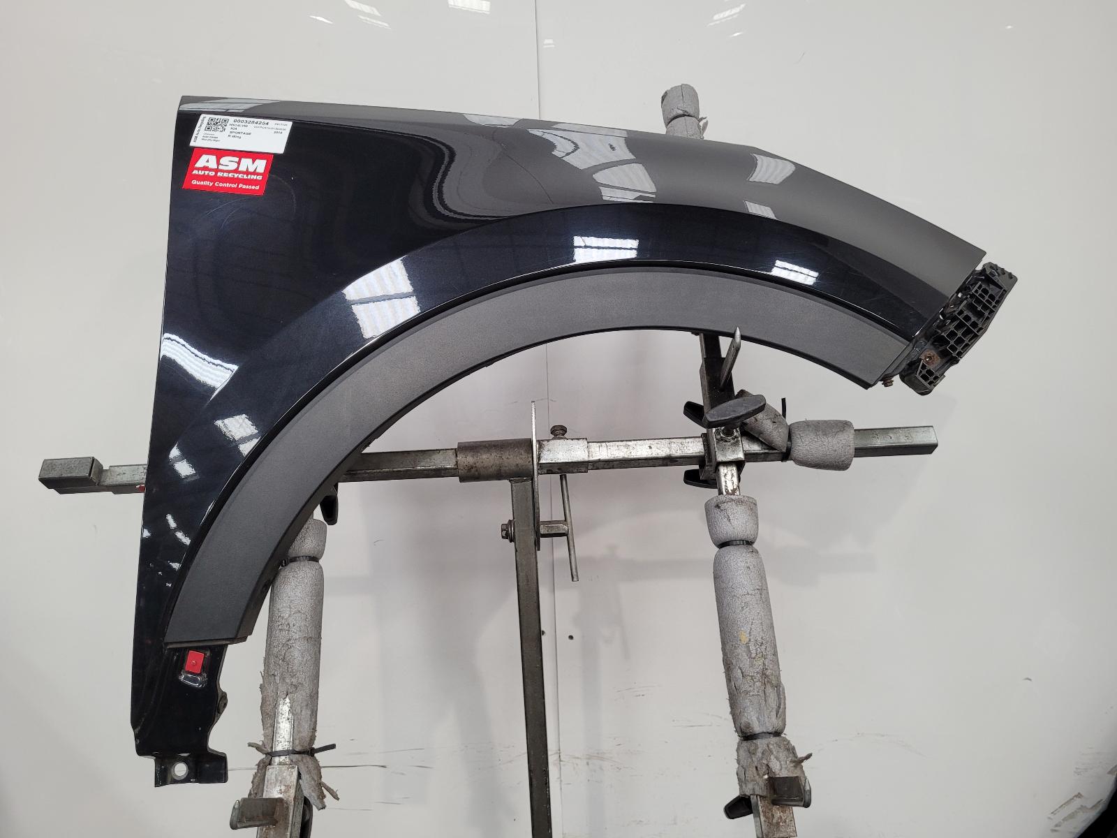 View Auto part R Wing Kia Sportage 2014