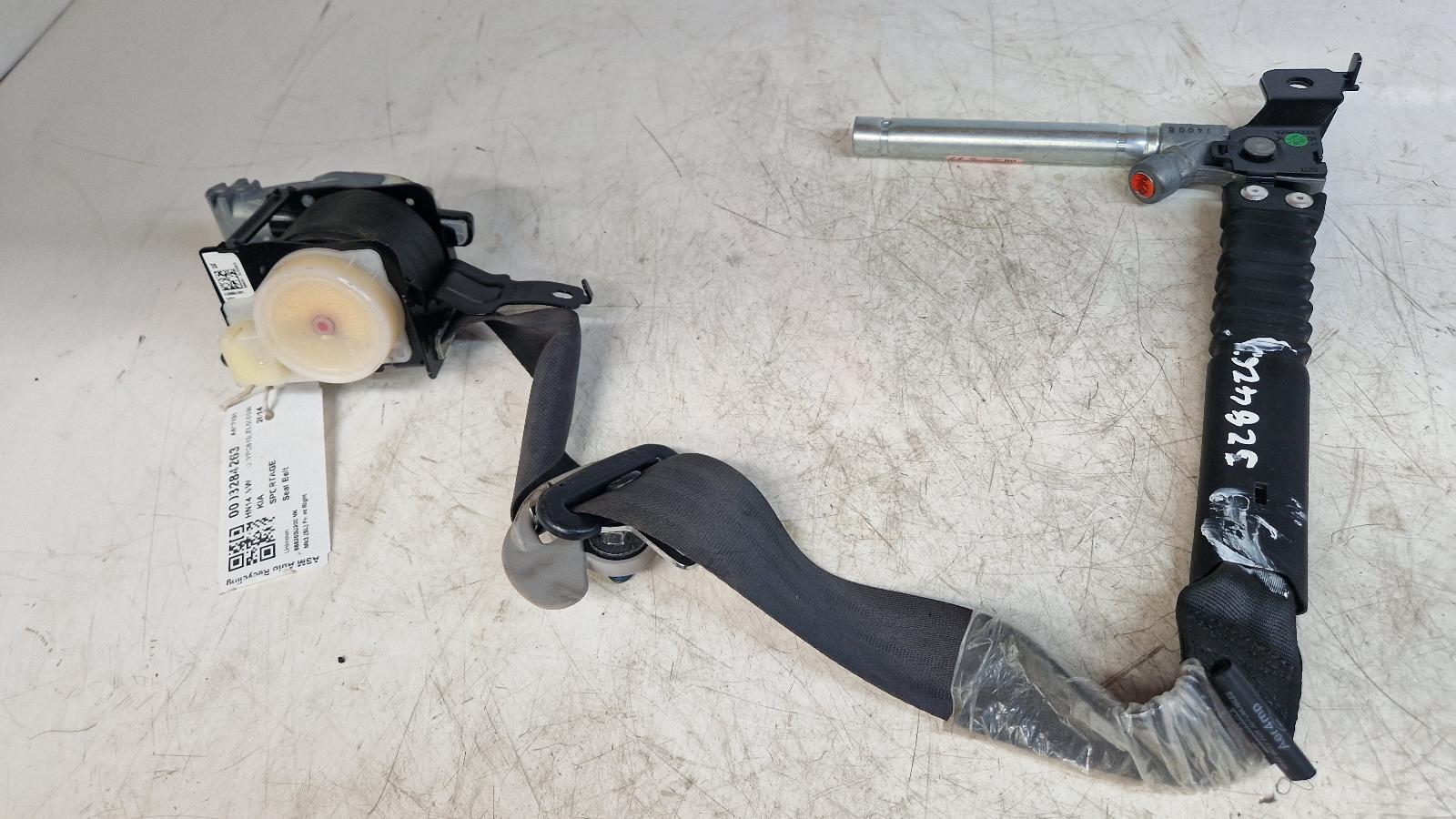 View Auto part Seat Belt Kia Sportage 2014