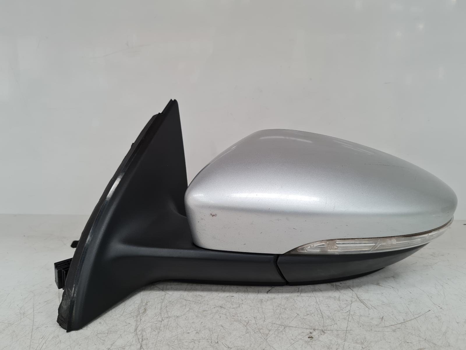 View Auto part L Door Mirror Volkswagen Passat 2014