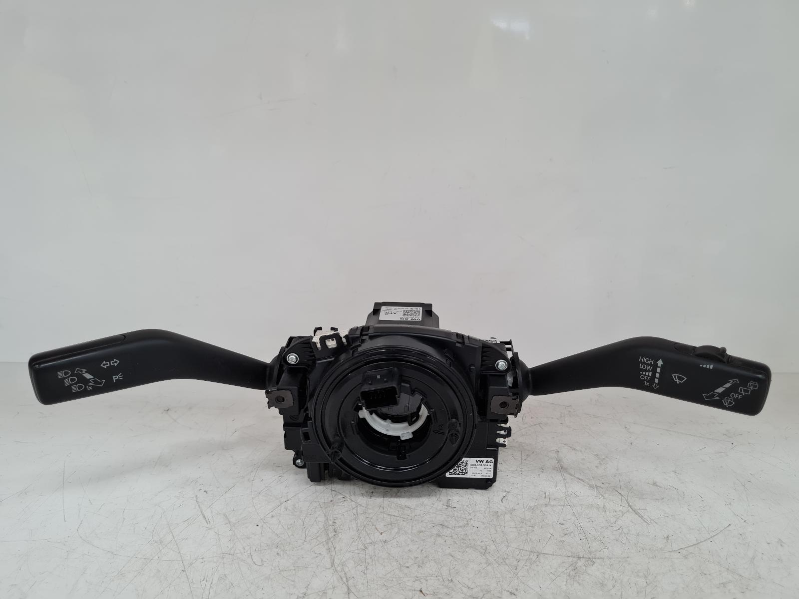 View Auto part Combination Switch Volkswagen Passat 2014