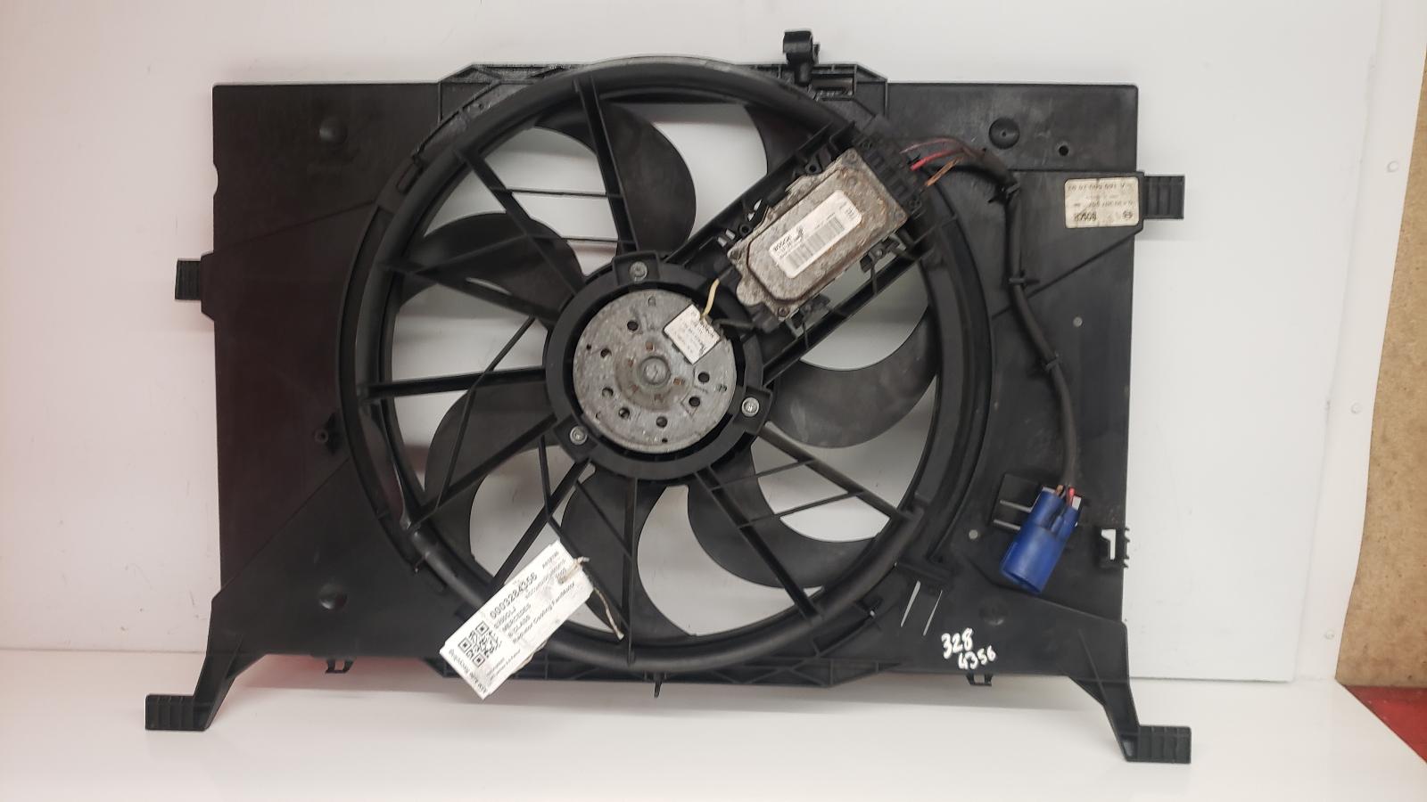 View Auto part Engine Cooling Motor Mercedes B Class 2005