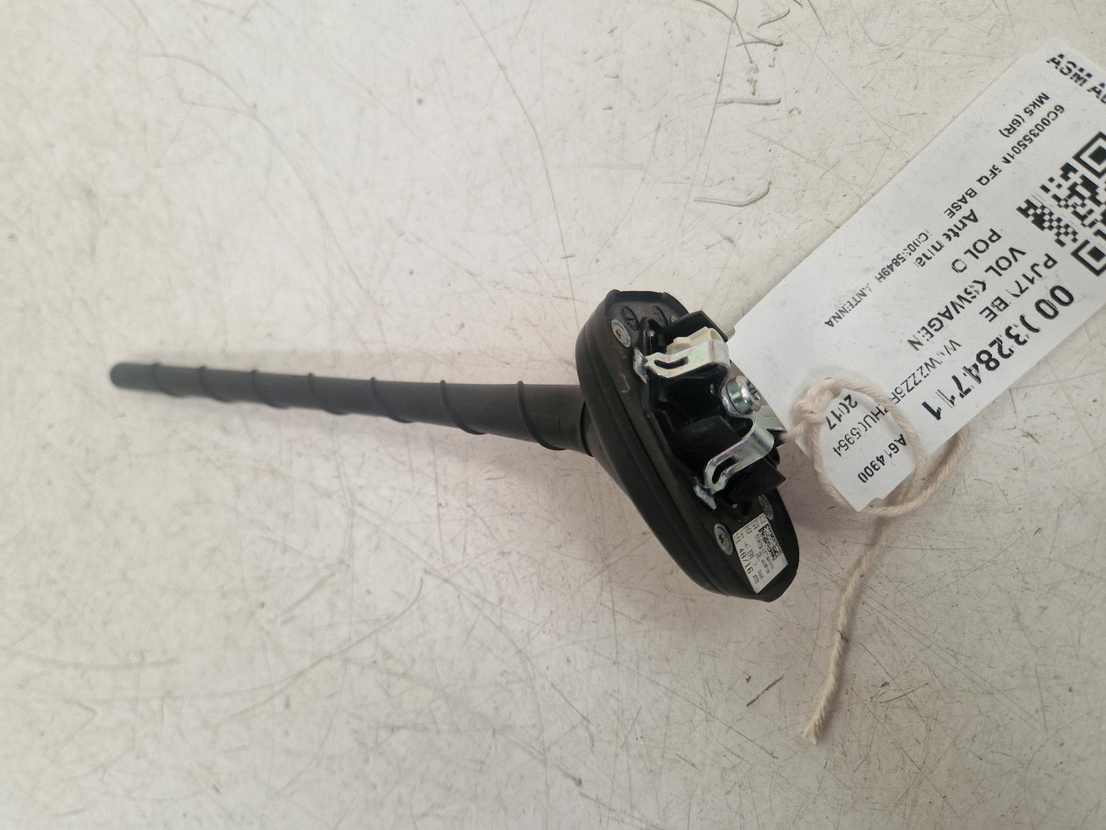 View Auto part Antenna Volkswagen Polo 2017