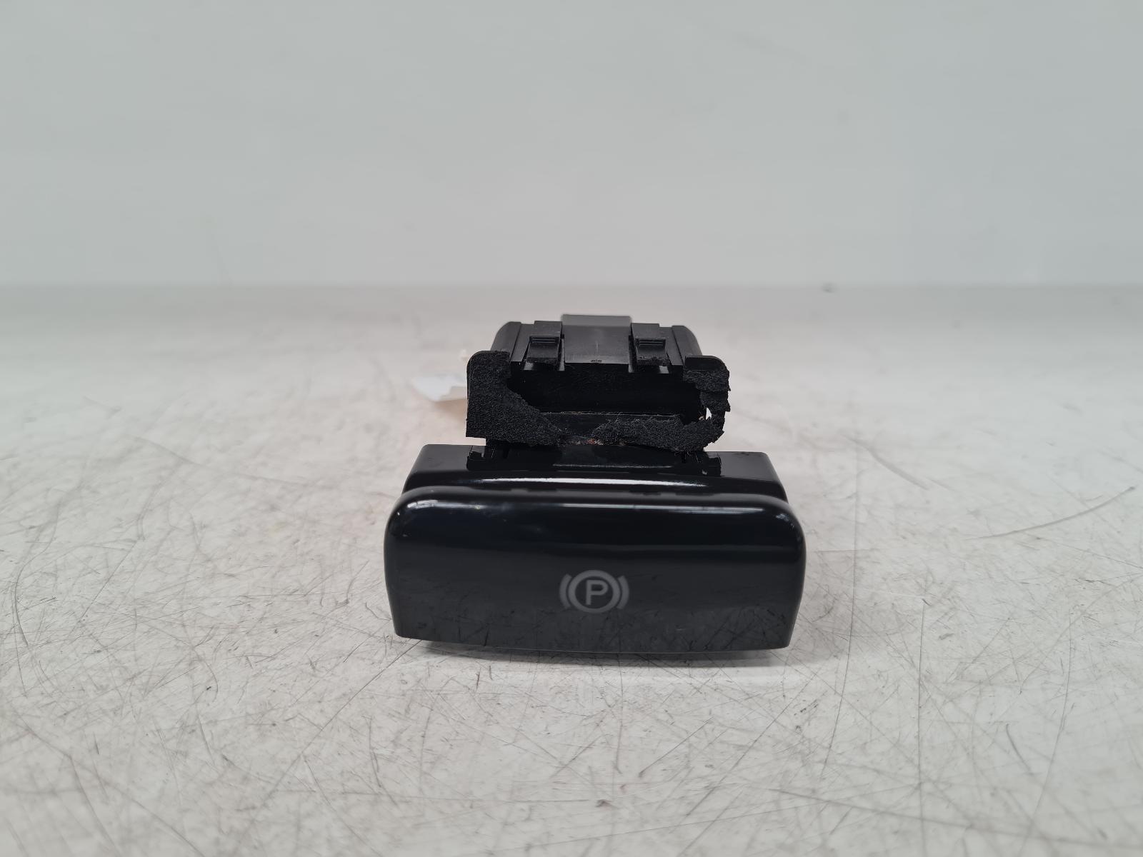View Auto part Handbrake Lever/Button/Assembly Citroen Ds4 2013