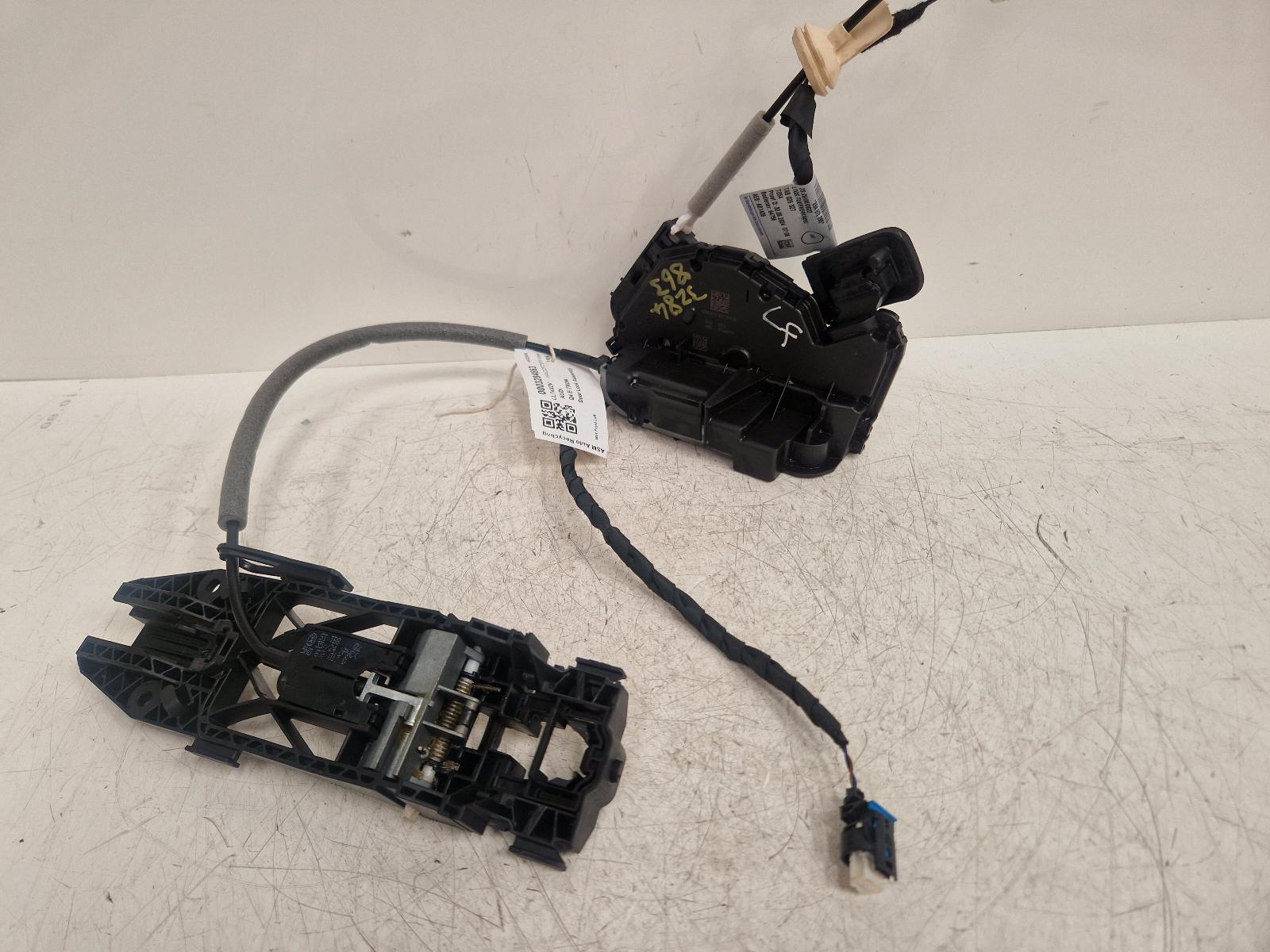 View Auto part Door Lock Assembly Audi Q4 E-tron 2024