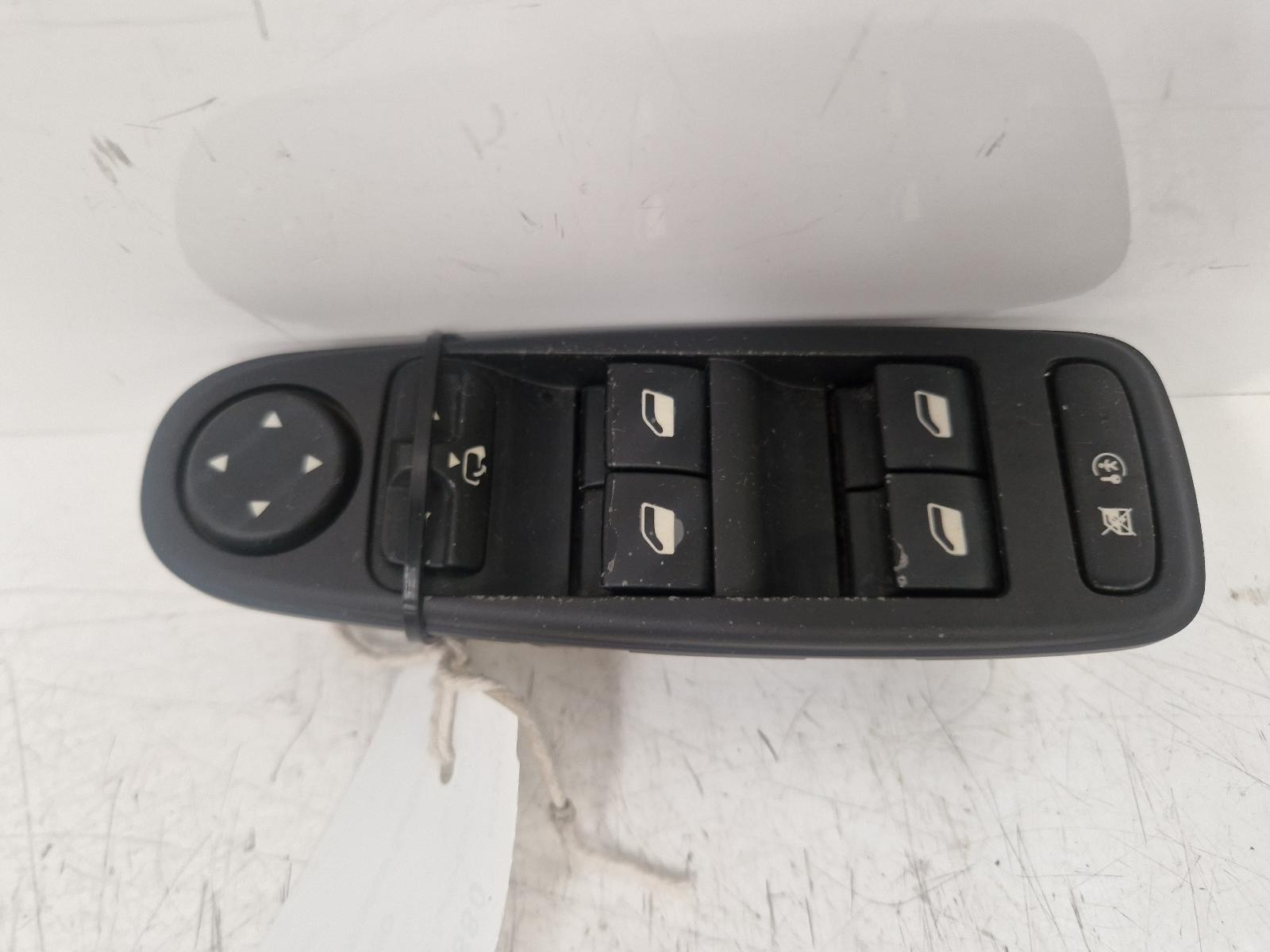 View Auto part Elect. Window Switch Citroen C4 Picasso 2012
