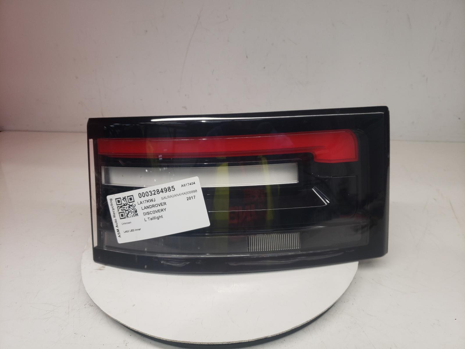 View Auto part L Taillight Land Rover Discovery 2017