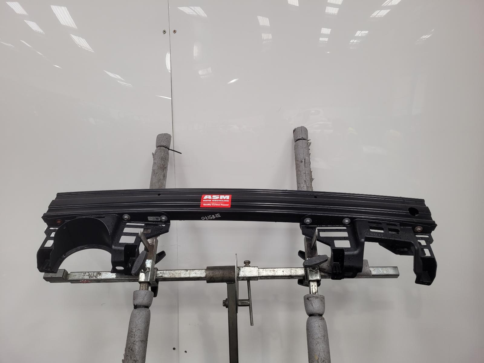 View Auto part Rear Bumper Reinforcement Renault Clio 2024